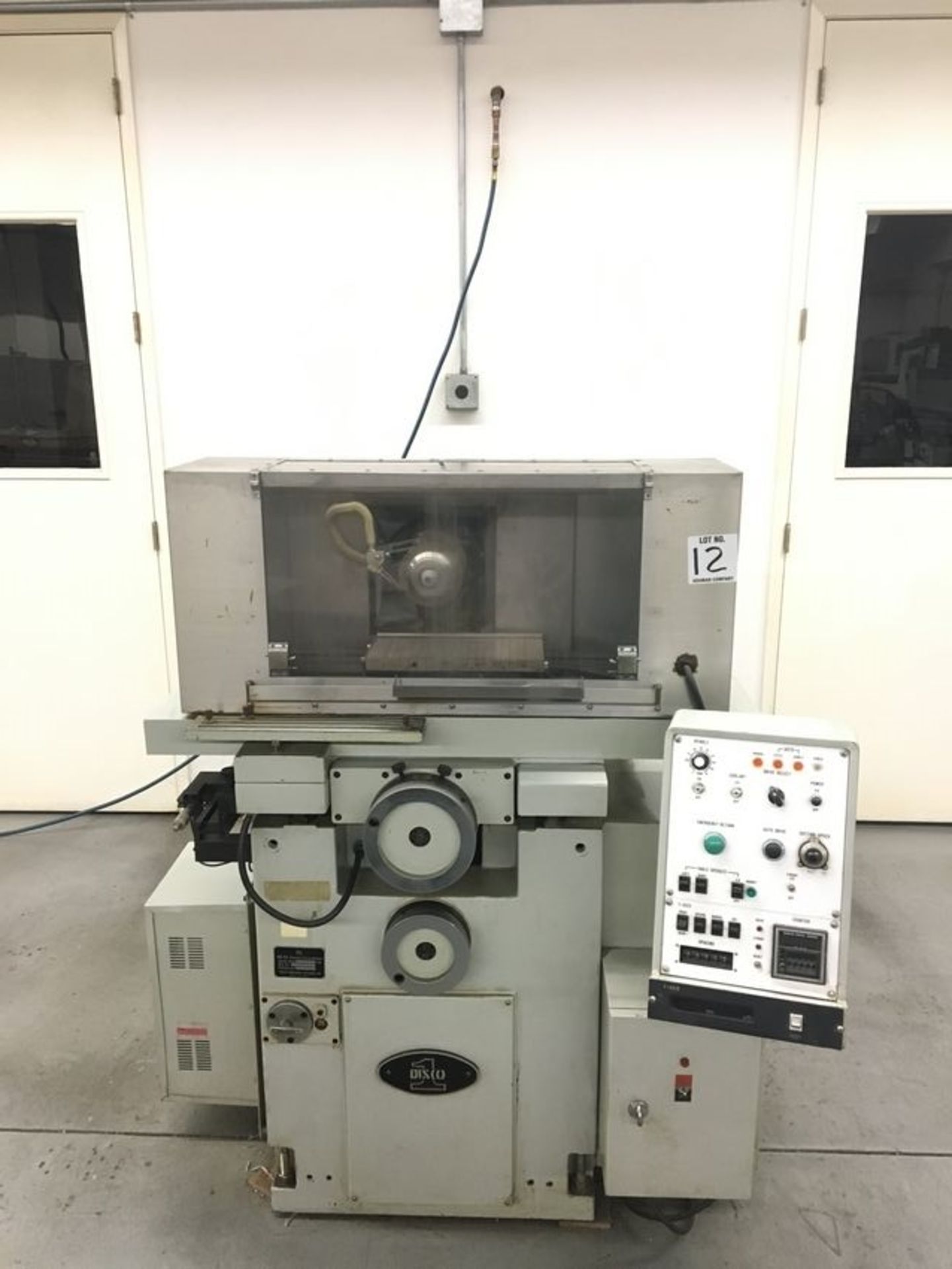 Disco abrasive systems AS-61l automatic slicing machine- 8,000 rpm spindle speed, s/n- SA-0093