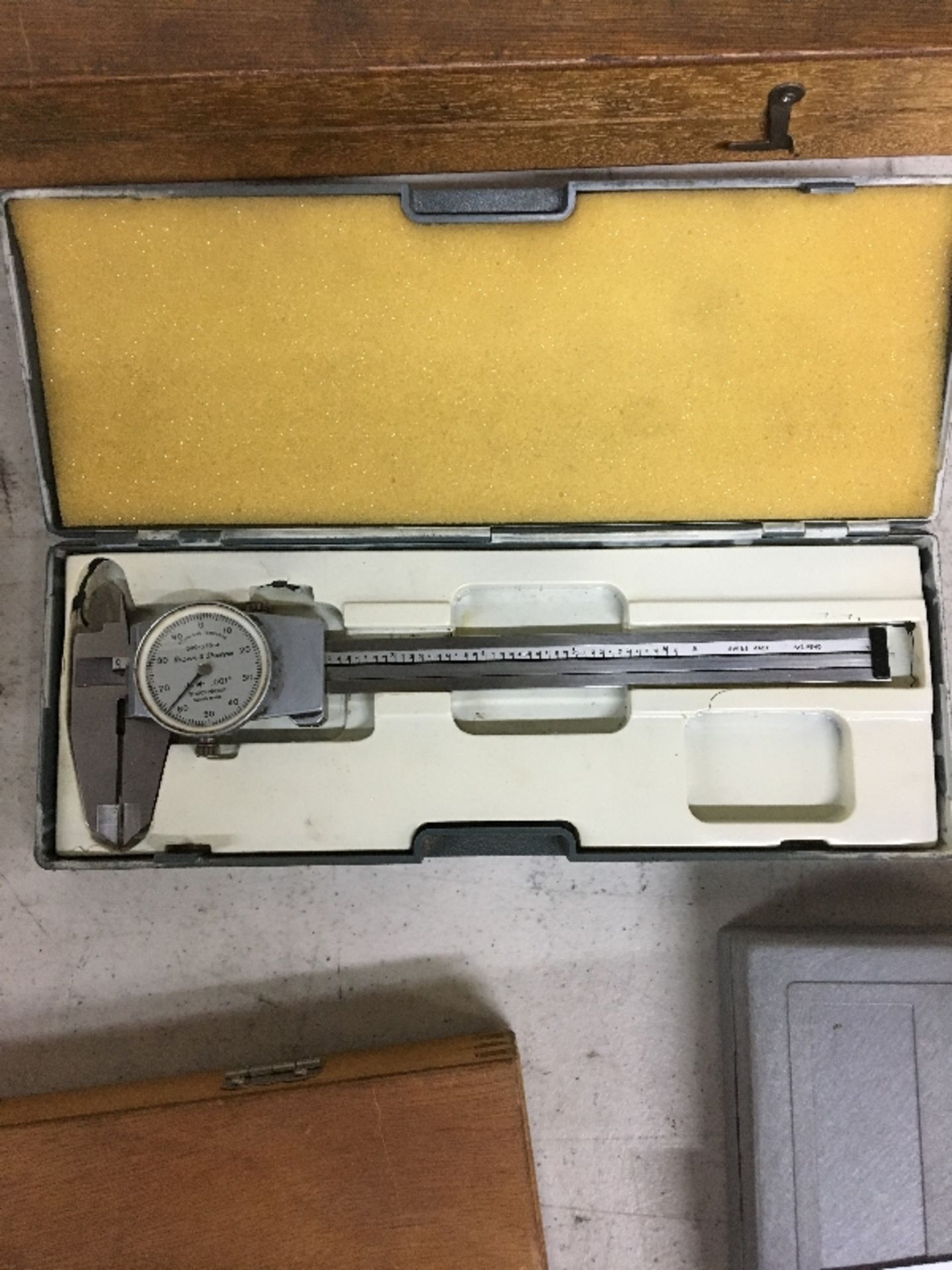 BROWN & SHARPE 6'' VERNIER CALIPER