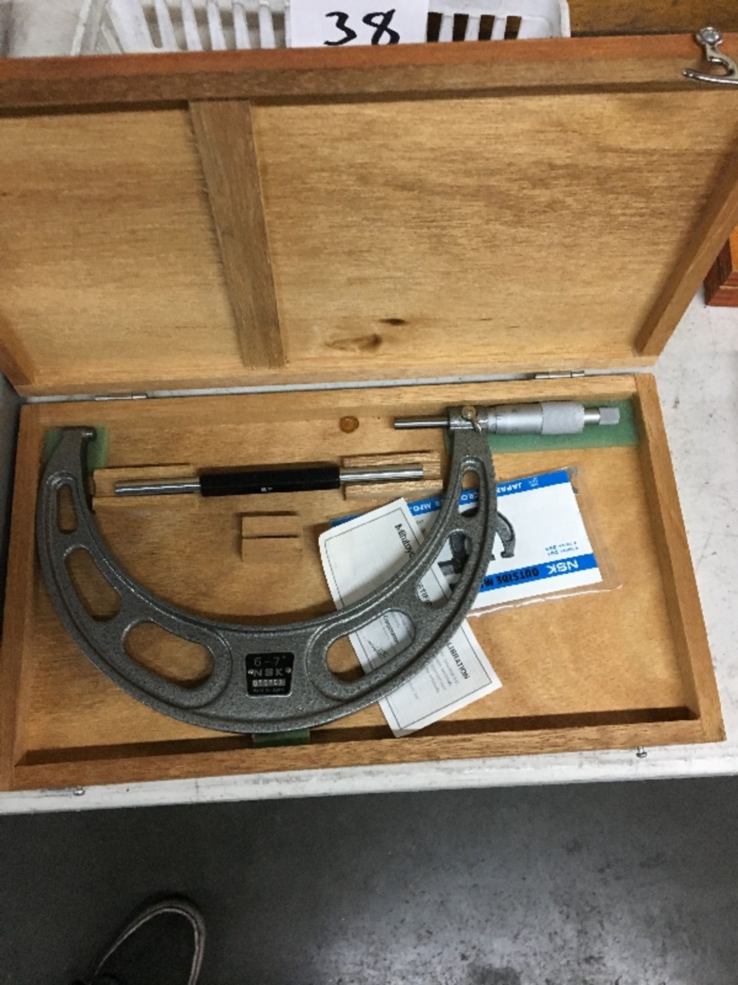 NSK 6-7'' OUTSIDE MICROMETER