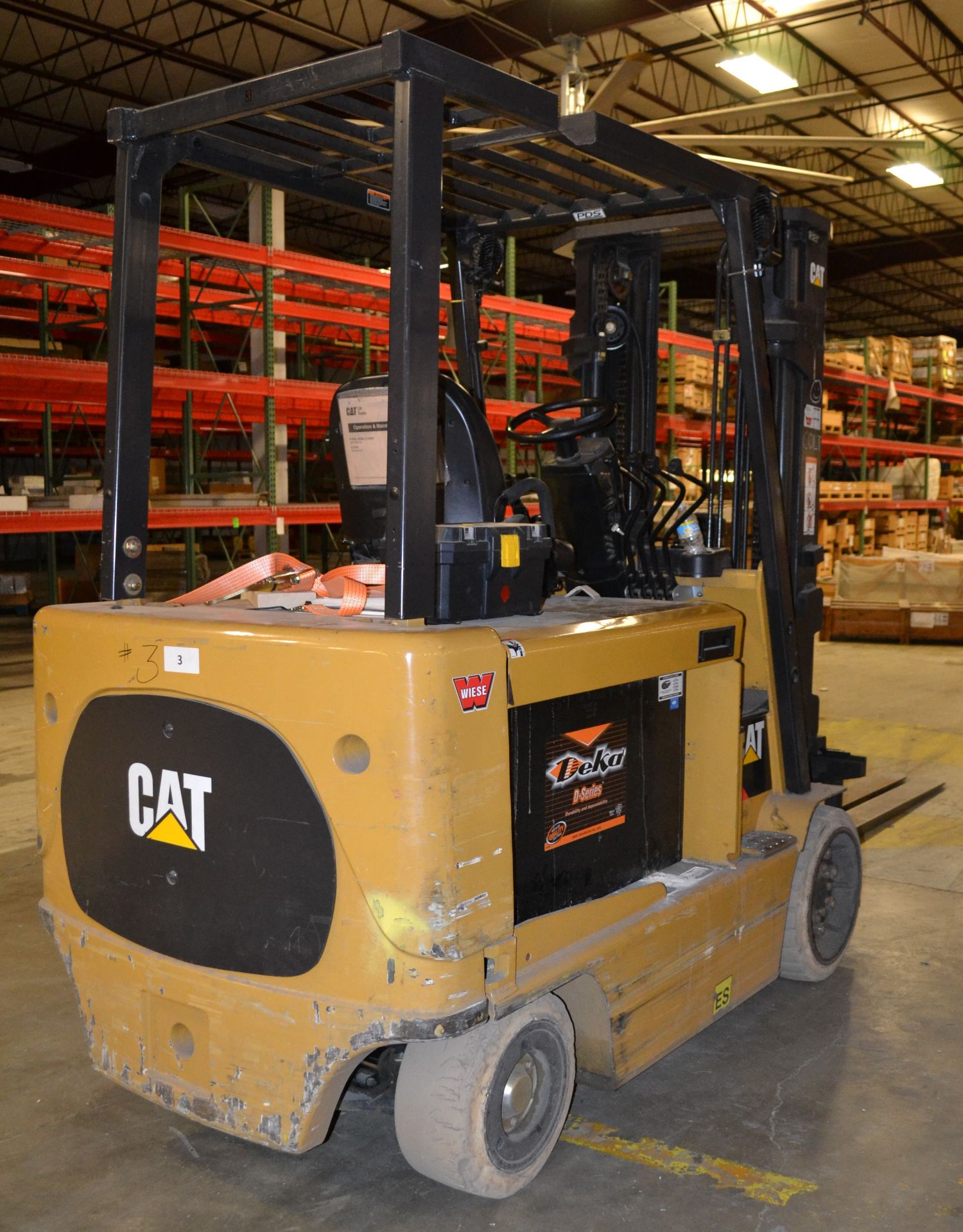 Caterpillar Model E8000-4S Electric Forklift - Image 5 of 7