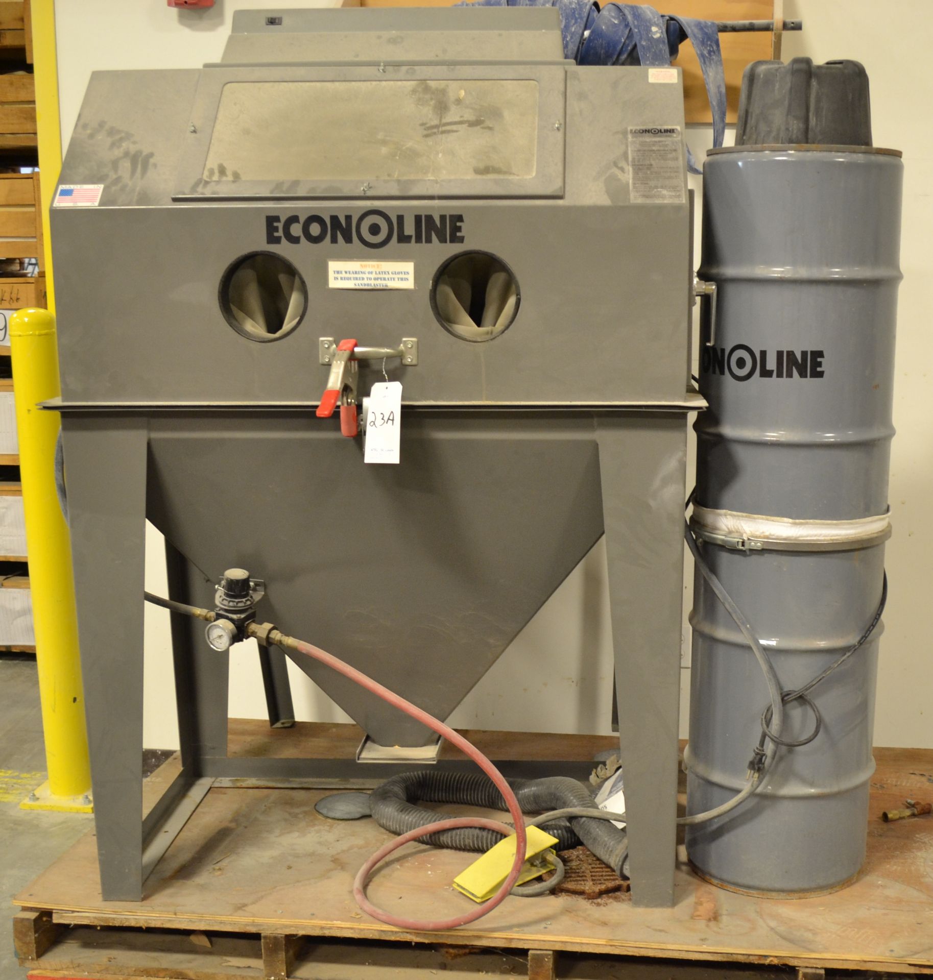 Econoline Sandblast Cabinet With Filter