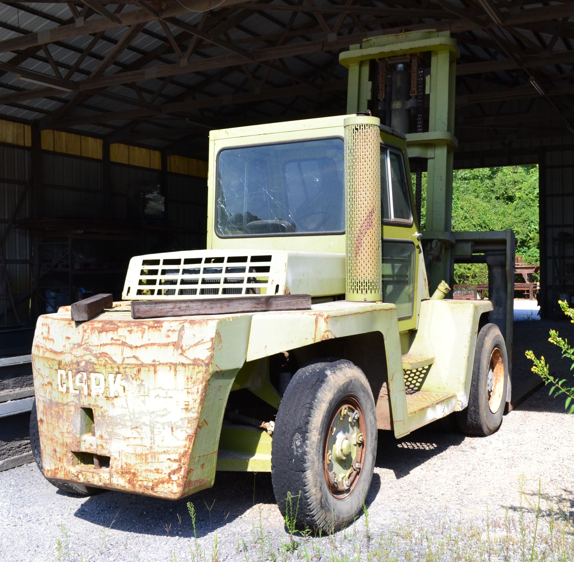 Clark Model C500Y250SD, 23,500-Lbs. Capacity Forklift, Diesel, Pneumatic Tires, 2-Stage Mast, S/N - Image 4 of 8