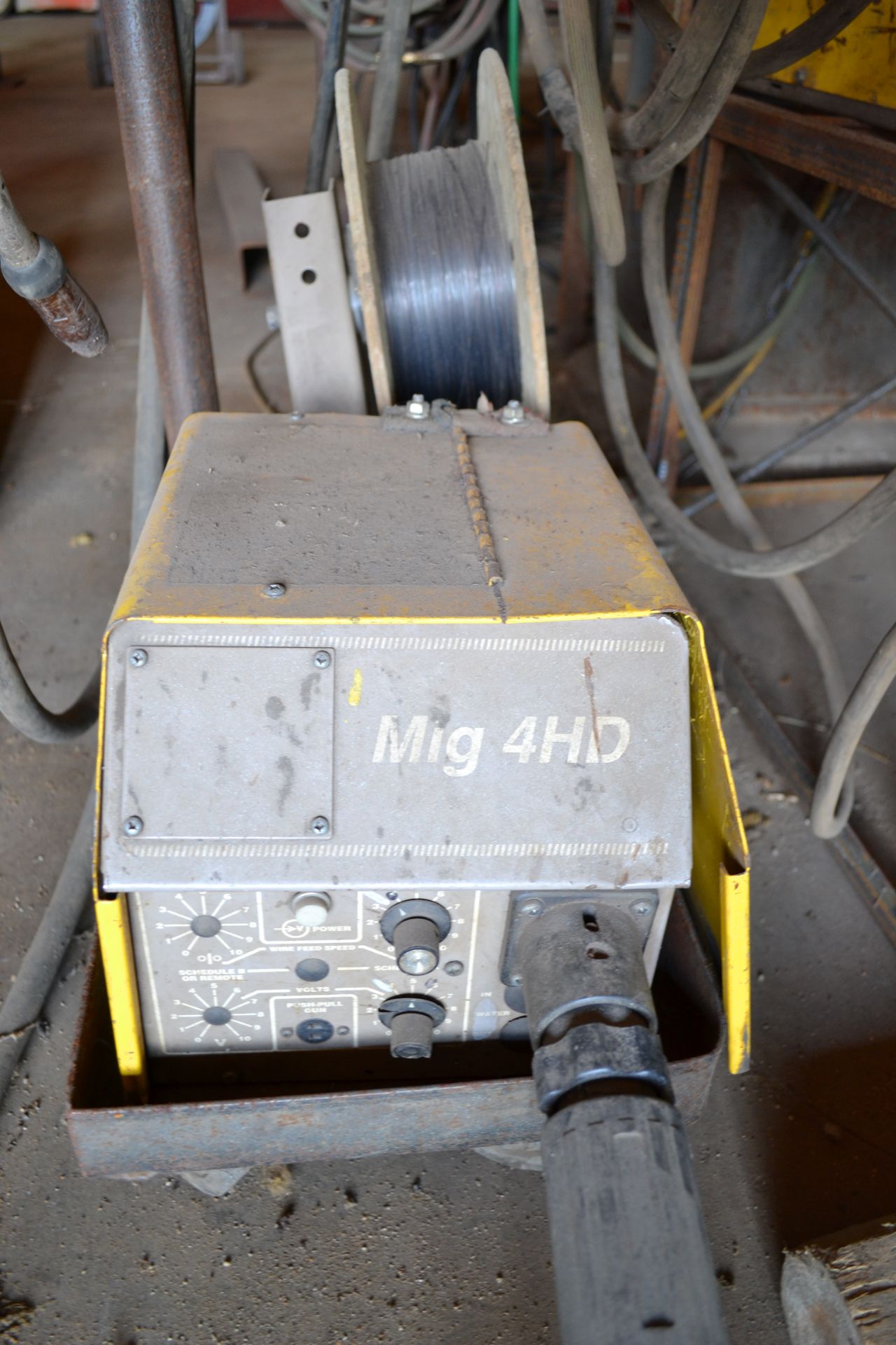 ESAB 652CVCC Arc Welder With Mig 4HD Wire Feeder, S/N MF-1850035 - Image 5 of 6