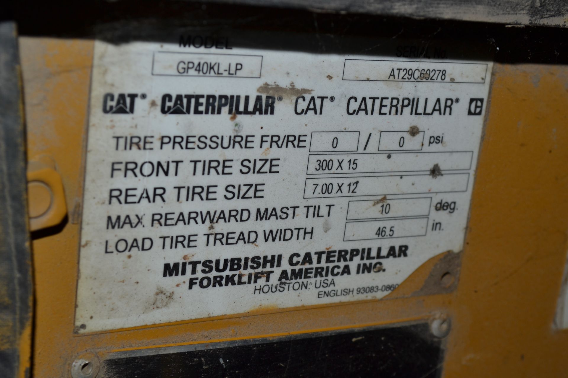 Cat Model GP40K-LP Forklift, Side Shift, 2-Stage Mast, 131" Mast, 9,000-Lb Capacity, A/C, Cab, 7,740 - Image 10 of 10