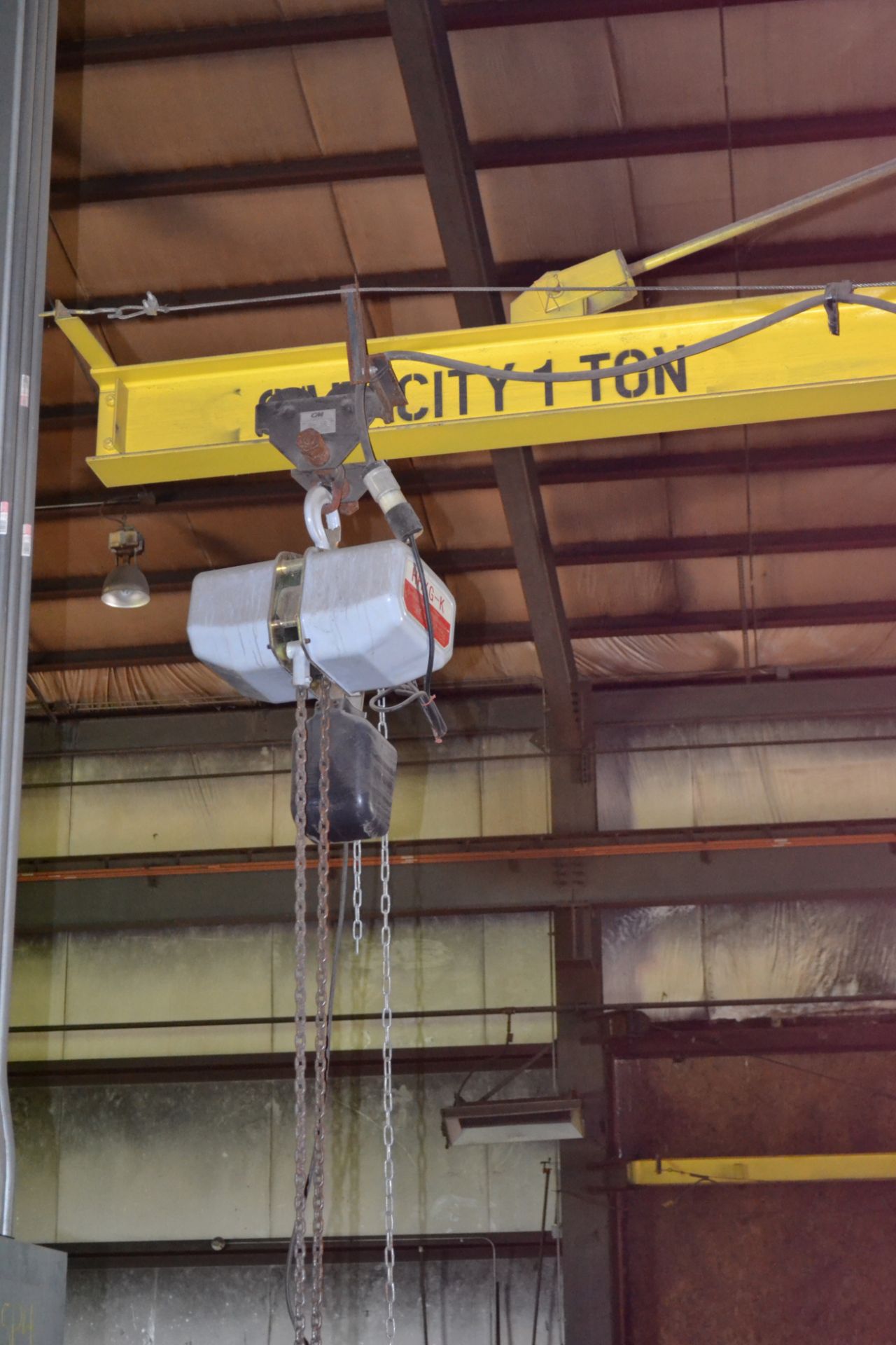 1-Ton Post Mounted Jib Crane, Approximately 15', With 1-Ton Roughneck Electric Hoist - Image 3 of 5