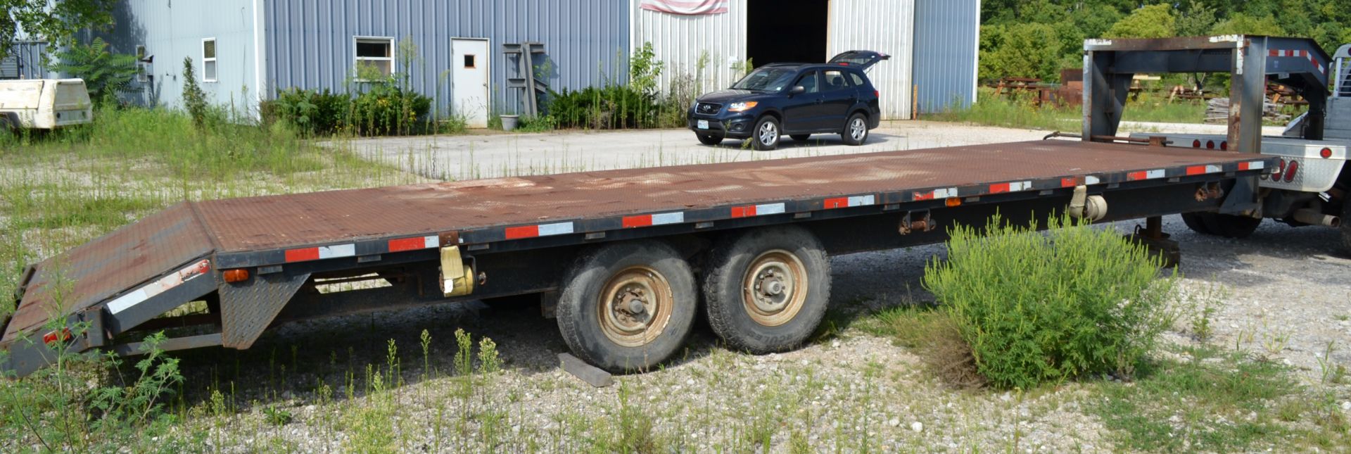 1996 David Utility Trailers 24' Tandem Axle Flatbed Gooseneck Trailer With Dovetail - Image 4 of 5