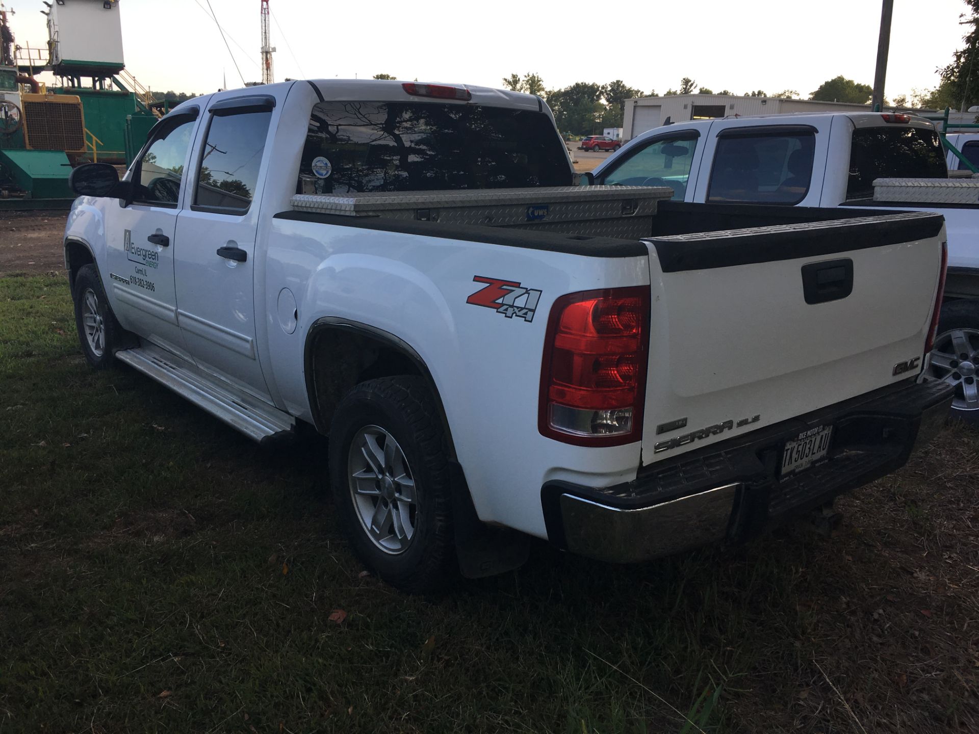 2009 GMC Sierra 1500 SLE Crew Cab Pickup - Image 3 of 7