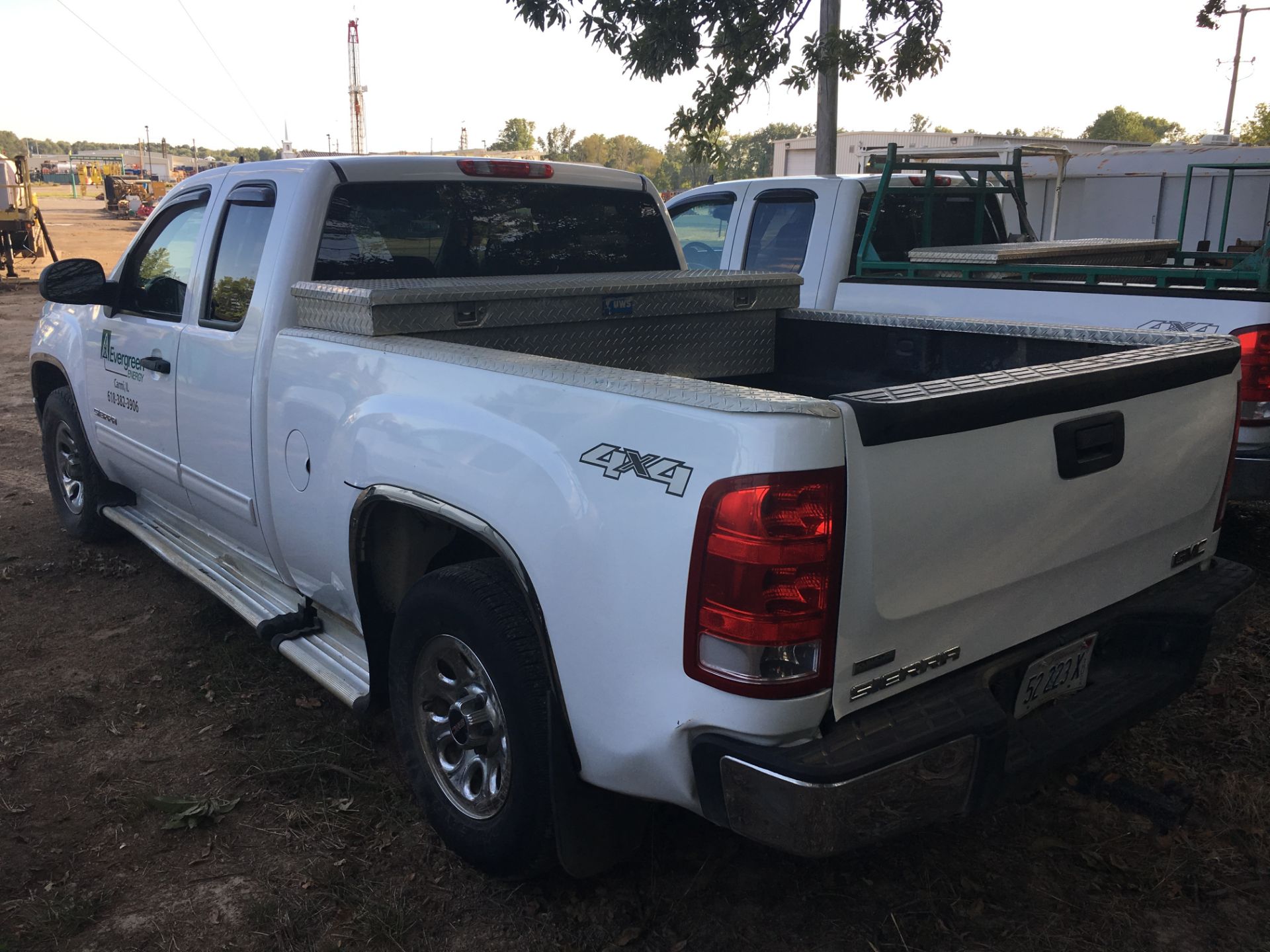 2010 GMC Sierra 1500 SL Extended Cab 4-Door Pickup - Image 2 of 6