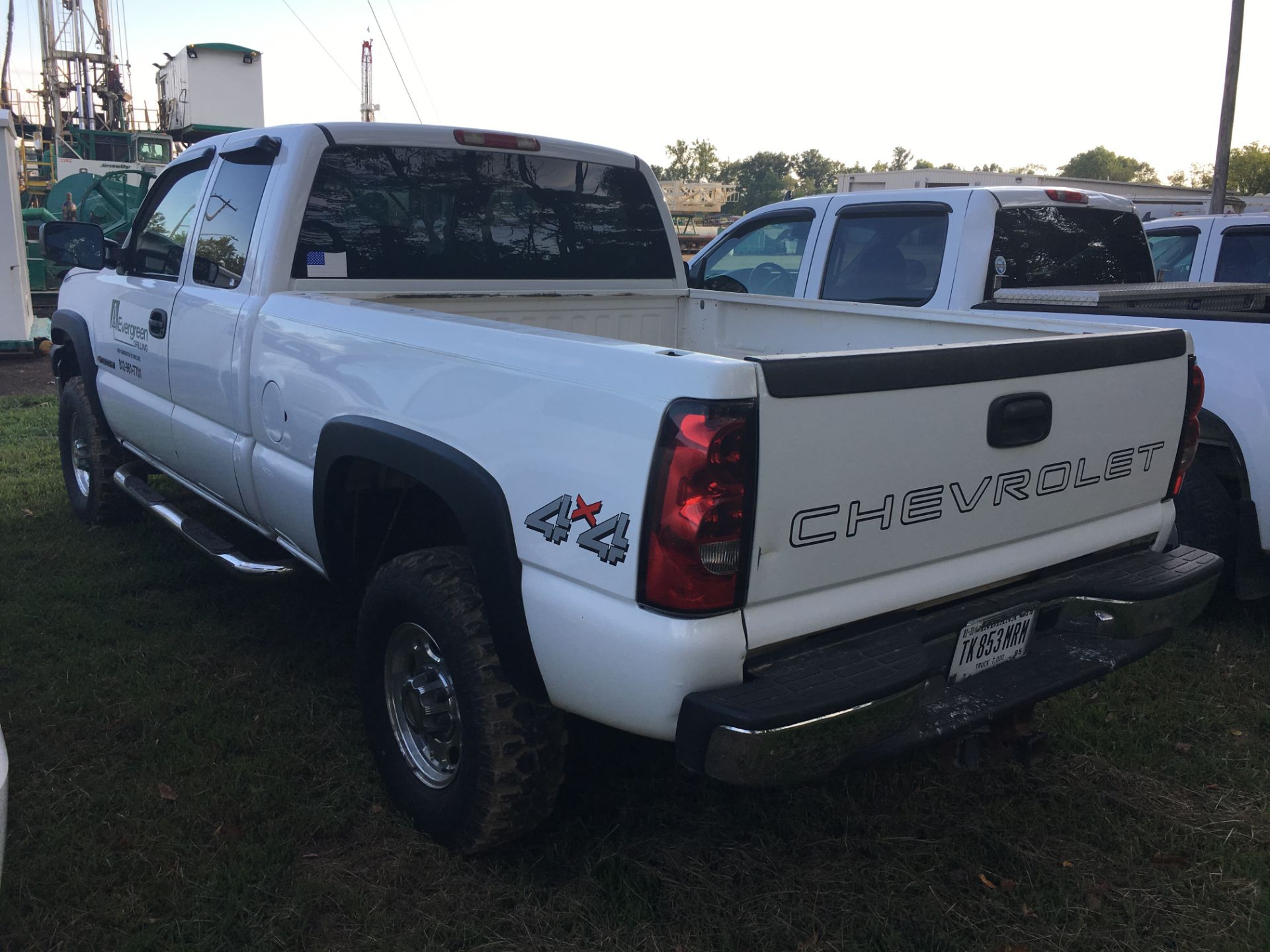 2007 Chevy Silverado 2500HD Extended Cab 4-Door Pickup - Image 3 of 7