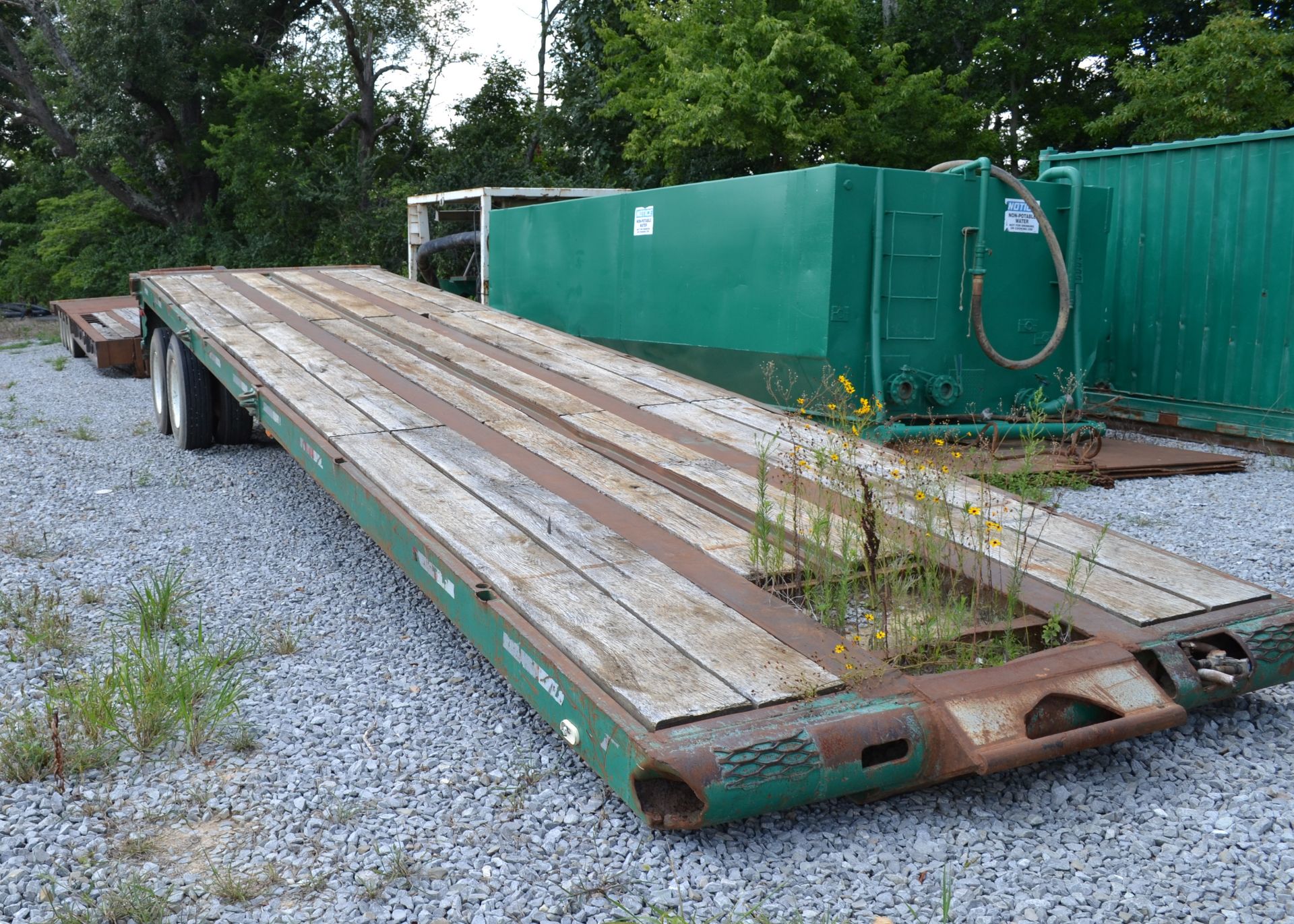 1982 Oilfield Float Trailer, Tandem Axle, No Landing Gear