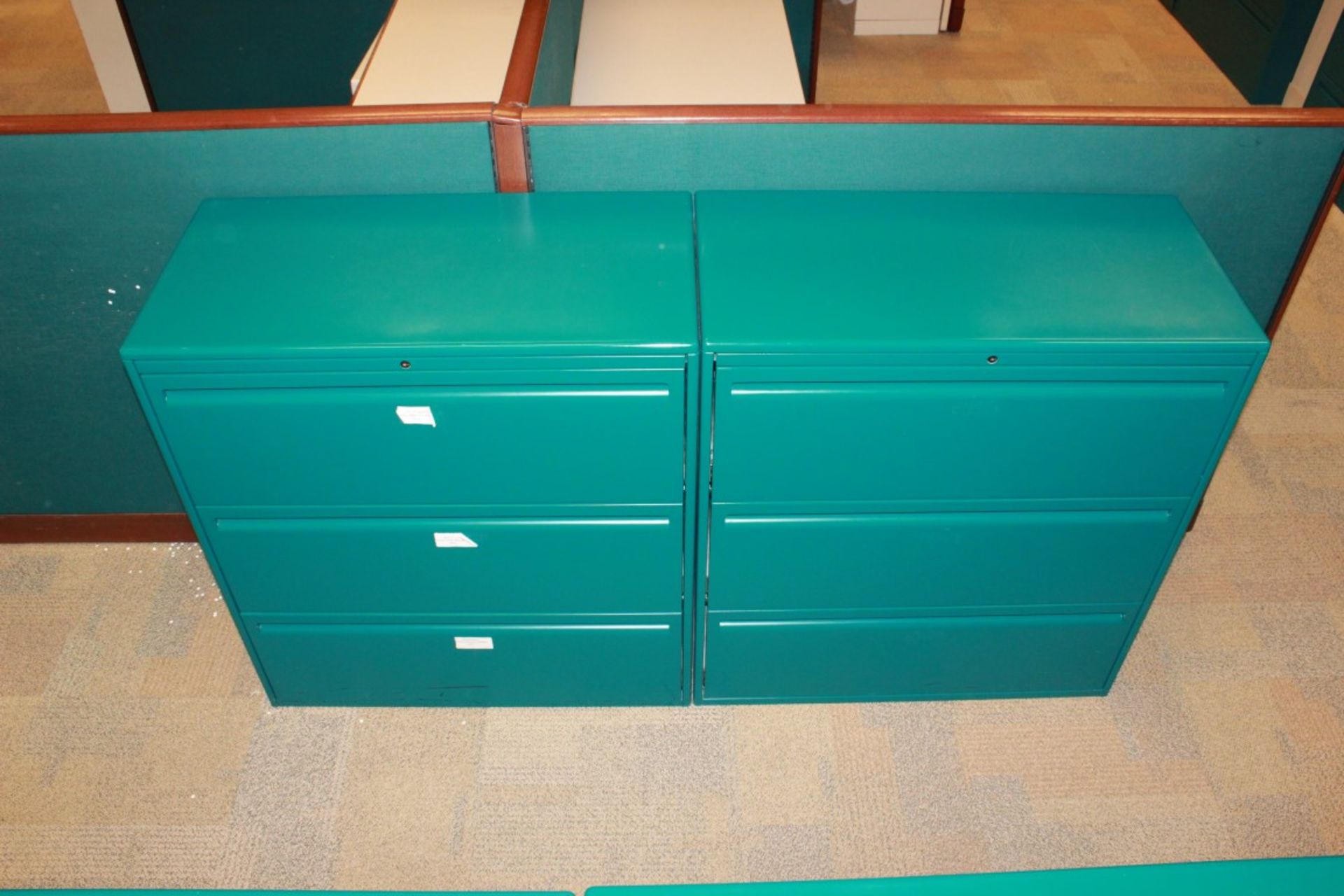 3 DRAWER LATERAL FILE CABINET - Image 2 of 3