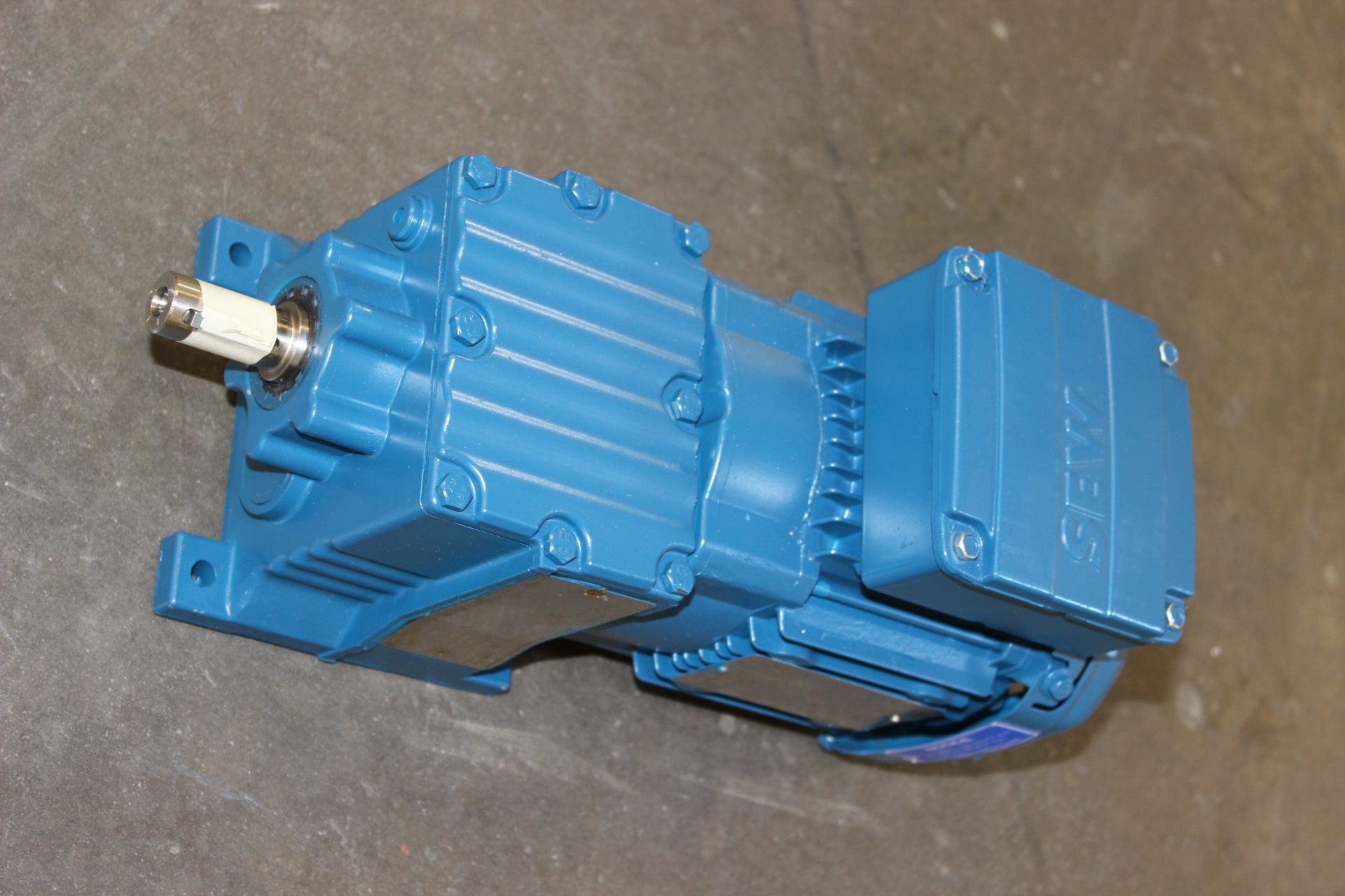 .50 HP SEW-EURODRIVE MOTOR WITH GEARBOX, - Image 3 of 4