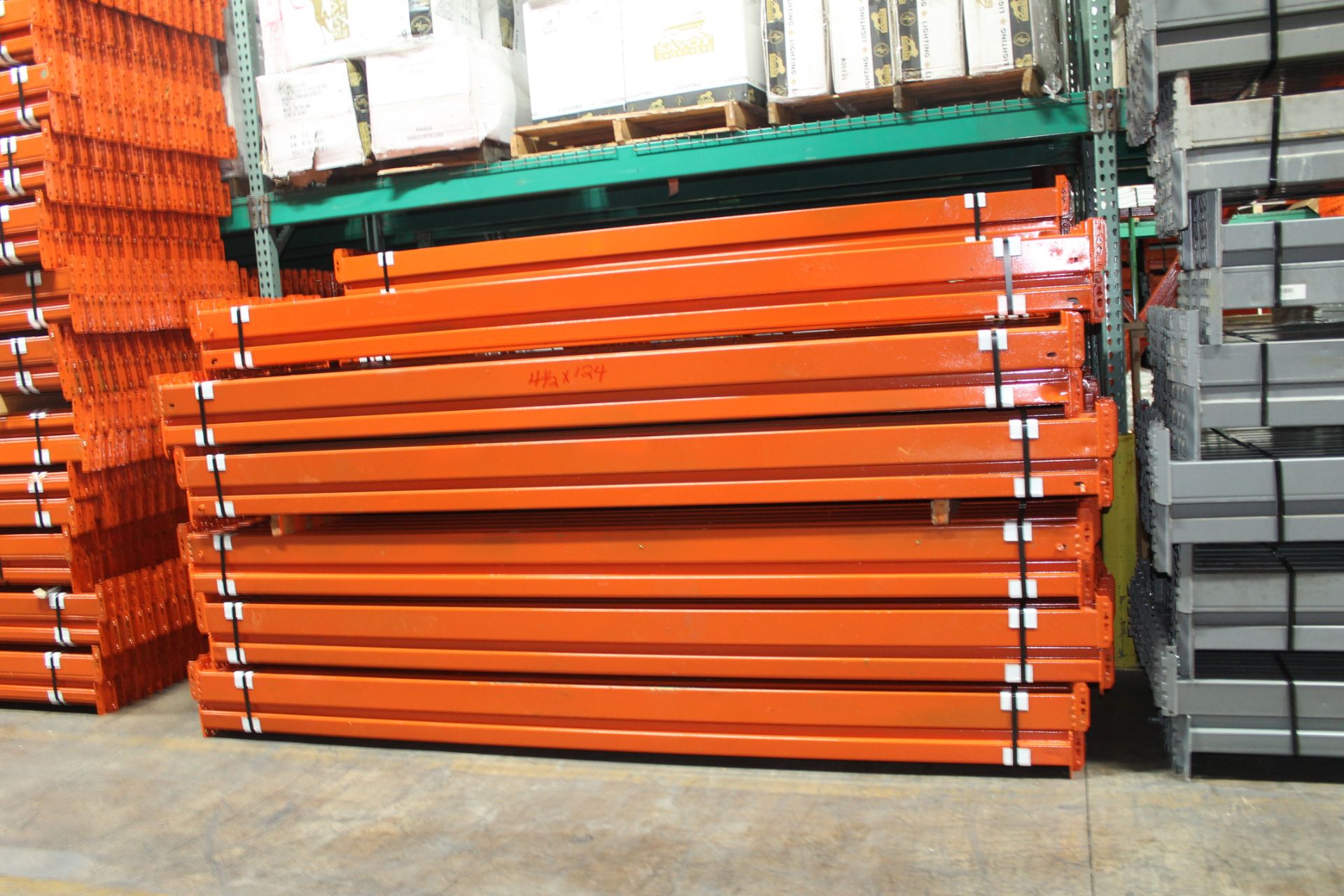 150 PCS OF 124"L X 4"W TEARDROP BEAM , COLOR : ORANGE