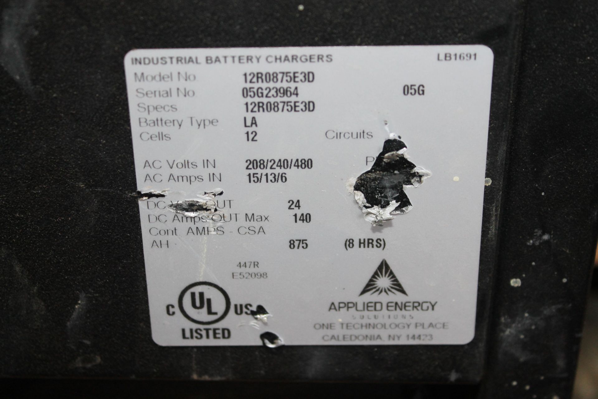 INDUSTRIAL 24 VOLTS BATTERY CHARGER, - Image 3 of 4