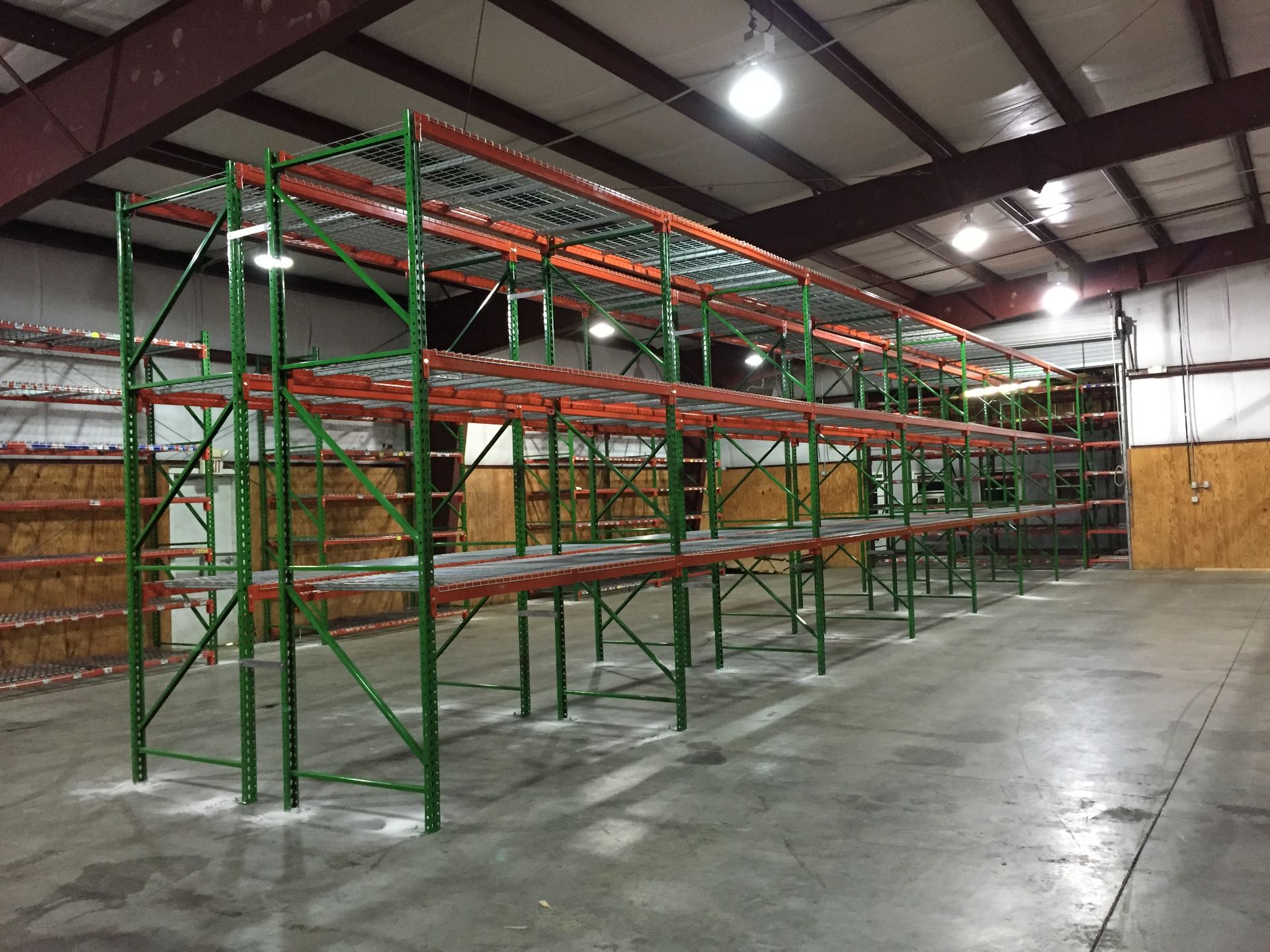 LIKE NEW TEAR DROP STYLE PALLET RACK WITH WIRE DECKING. SIZE: 144"H X 96"L X 42"D, FULL TRUCK LOAD