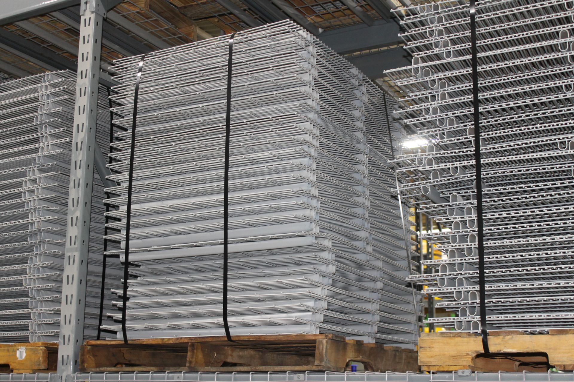 28 BAYS OF TEARDROP STYLE PALLET RACK, LIKE NEW, SIZE: 12'H x 36"D X 8'W - Image 2 of 5