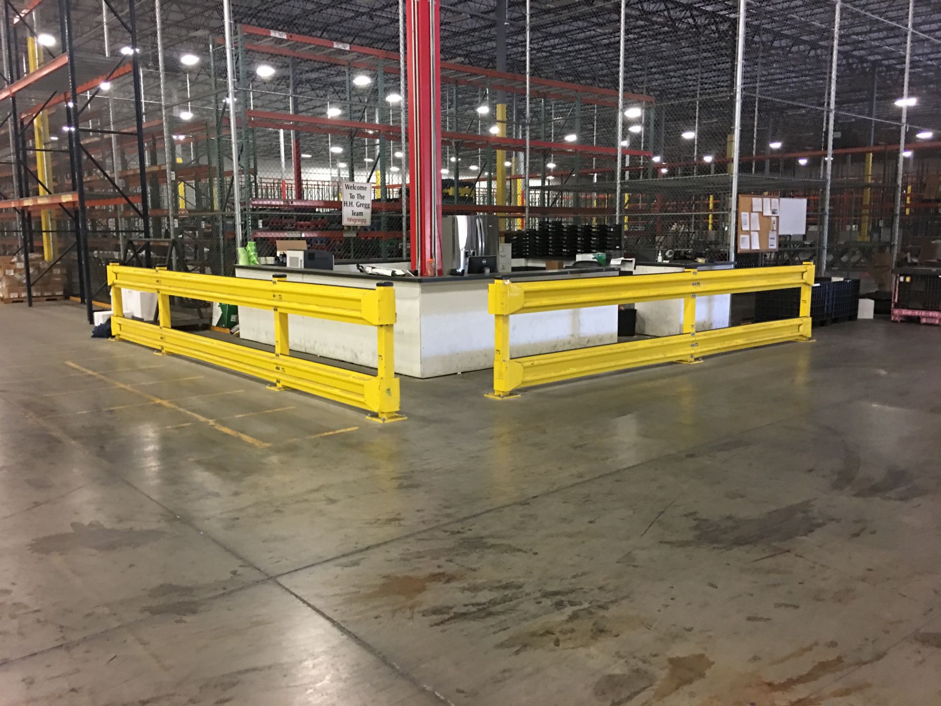 OMEGA INDUSTRIAL PRODUCT SAFETY GUARD RAIL, L-SHAPE 41 FT TOTAL - Image 2 of 2