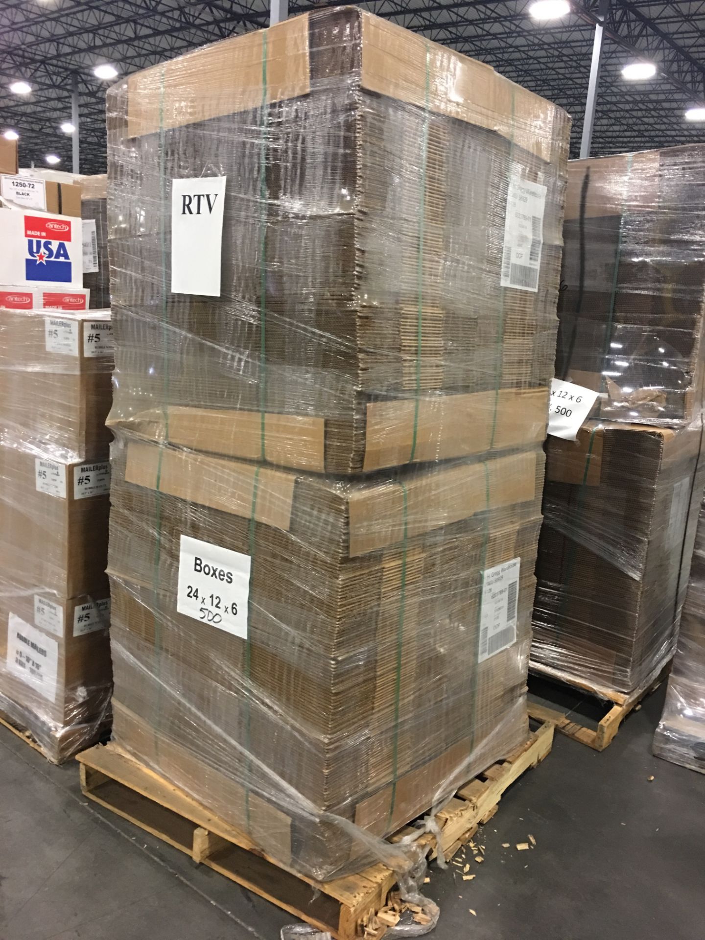 PALLET OF 24 X 12 X 06 INTERNATIONAL PAPER SHIPPING BOXES,