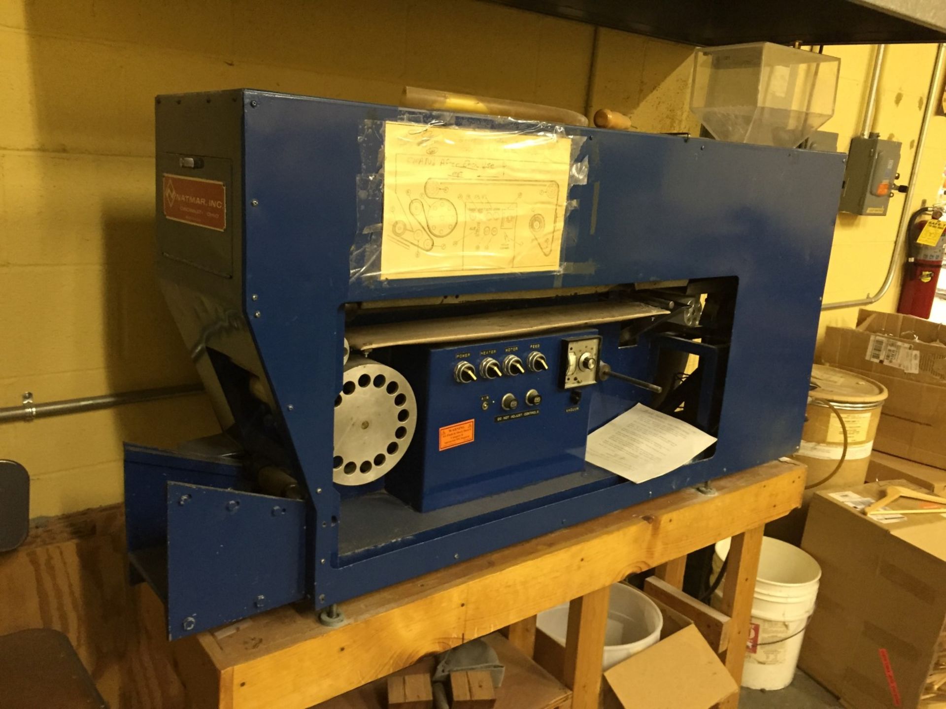 NATMAR ADHESIVE MACHINE