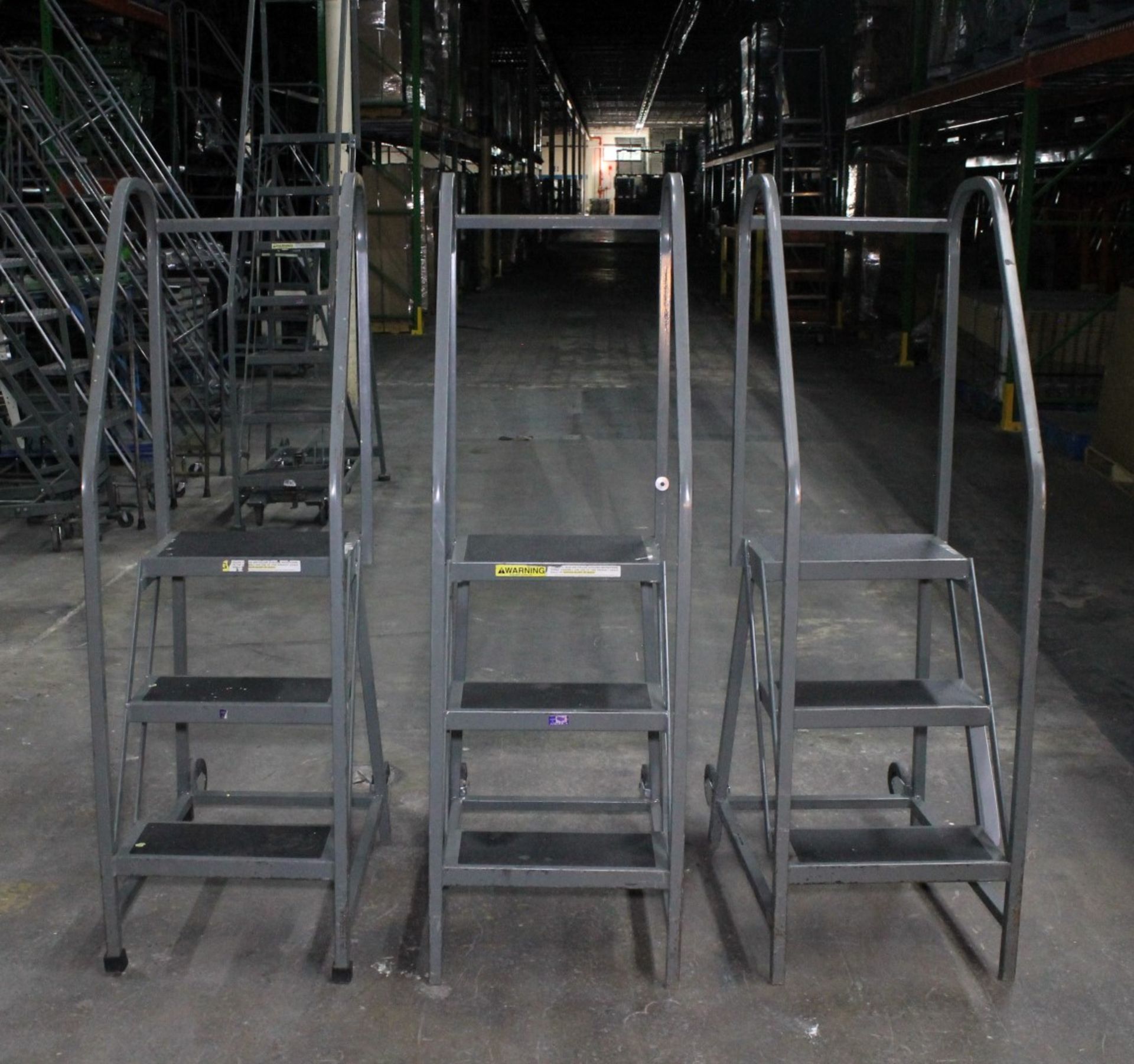 EGA PRODUCTS 3 STEP ROLLING LADDER