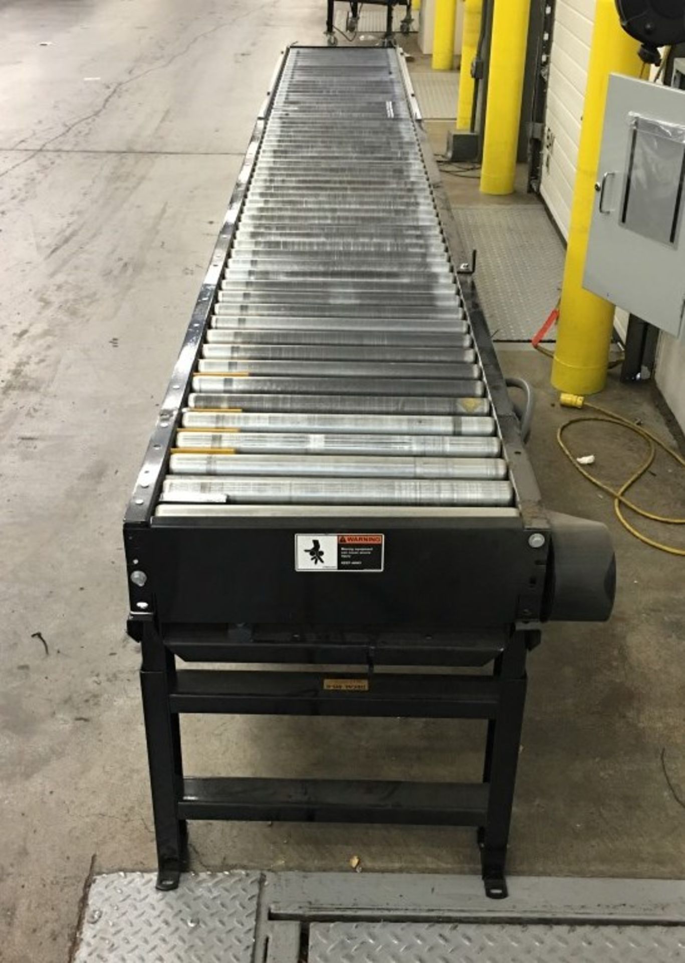 15 FT LONG HYTROL 24" POWERED CONVEYOR, V-BELT DRIVE. CLICK HERE TO WATCH VIDEO - Image 2 of 3