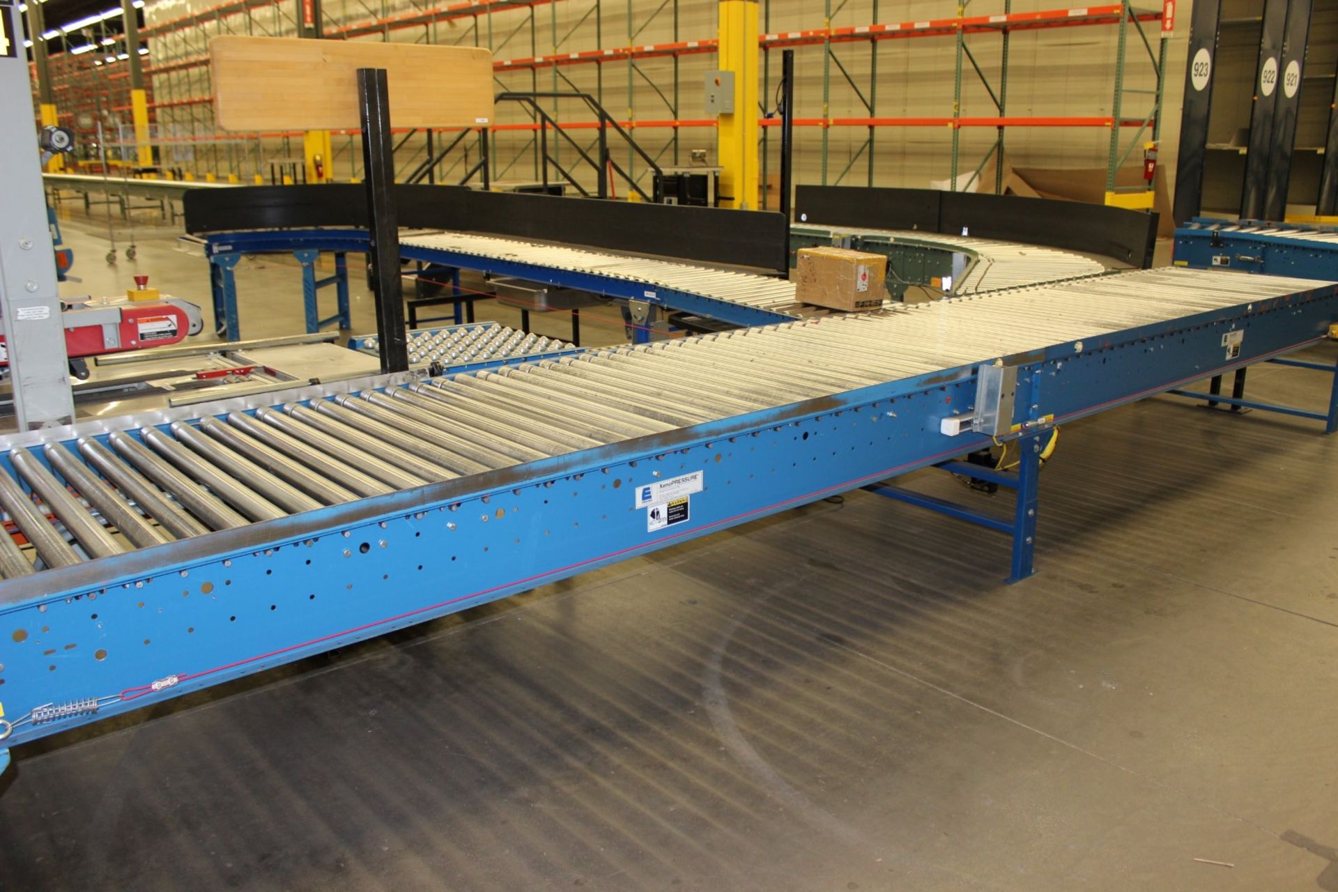 2002 XENOROL XR48 20 FT LONG X 42" WIDE, LINE-SHAFT-DRIVEN LIVE ROLLER CONVEYOR / POWERED CONVEYOR - Image 4 of 8