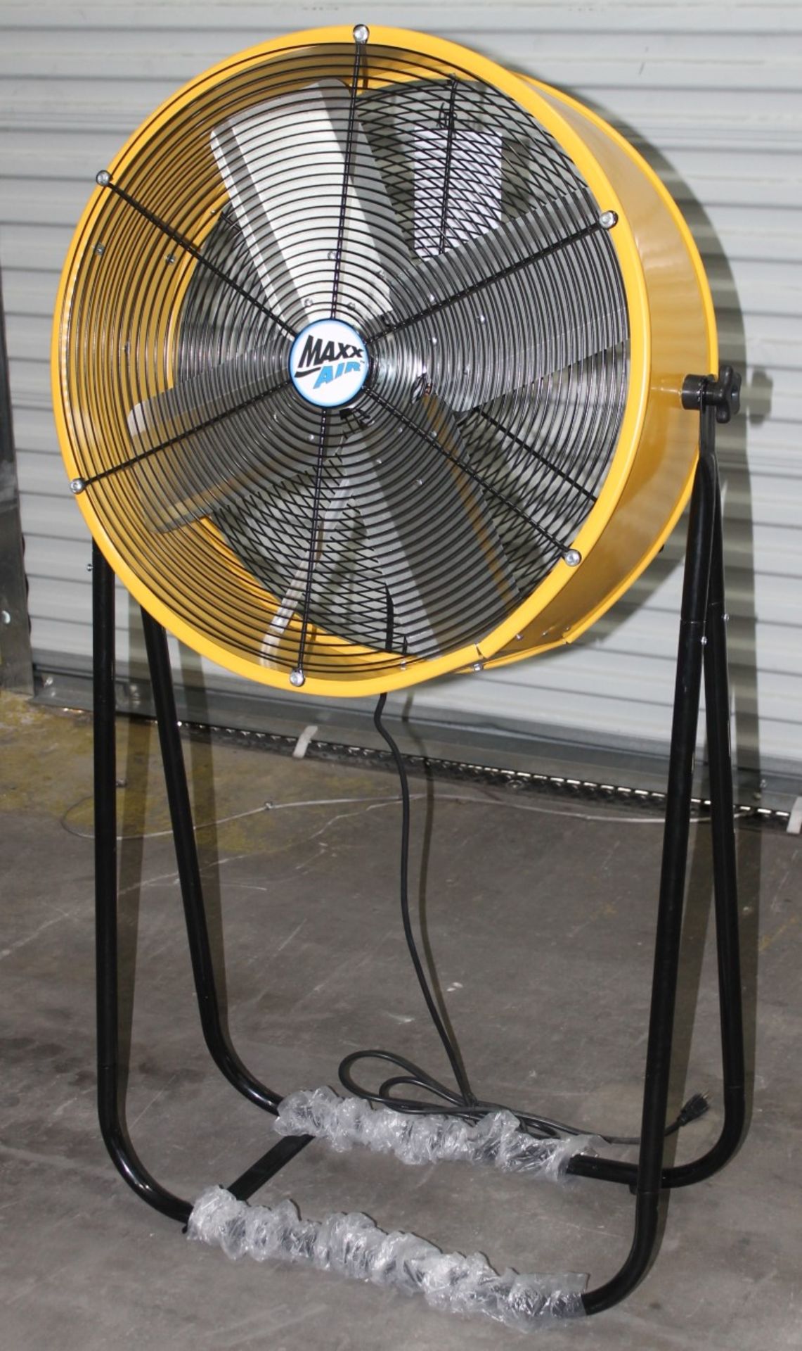 MAX AIR 24" 2 IN 1 TILT FAN