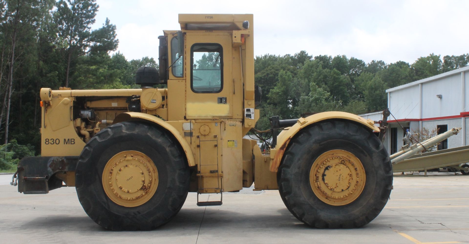 CATERPILLAR 830MB 4WD TRACTOR, - Image 2 of 6