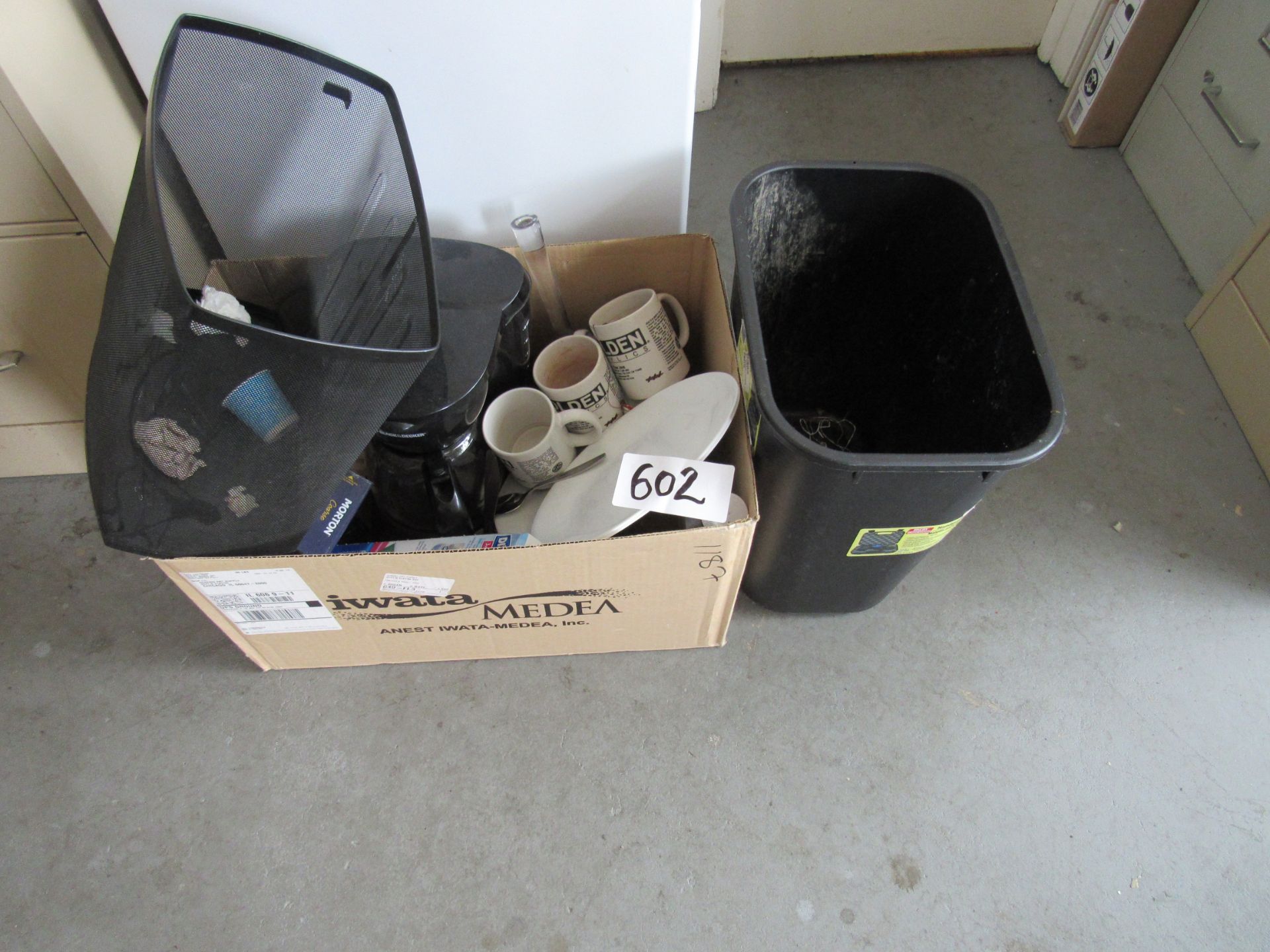 Grp of kitchen items and waste baskets