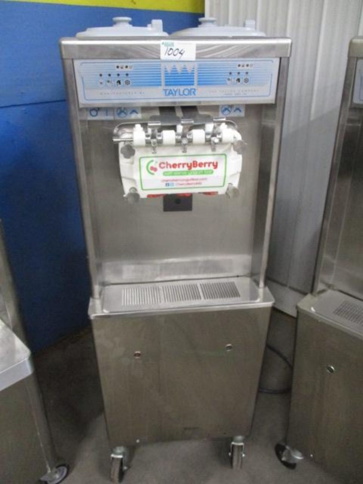 Taylor 3 Head Soft Serve Machine 3 phase Air Cooled M#791-33 ,sold at 12:30pm - Image 2 of 2