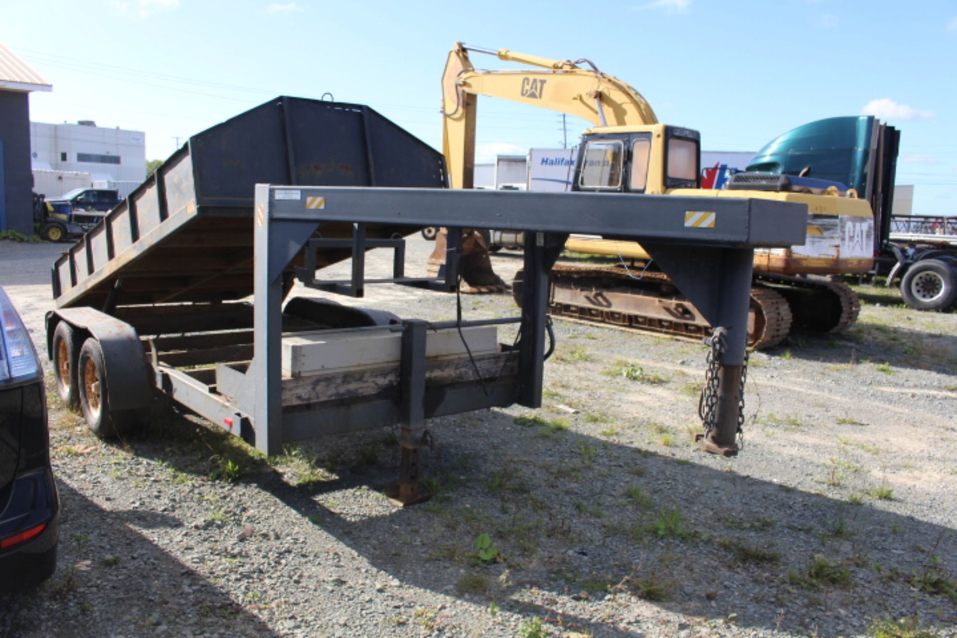 A&M Fabrication 12' x 5" 8" 5th wheel hitch dump trailer brakes on ft axle only - Image 5 of 7