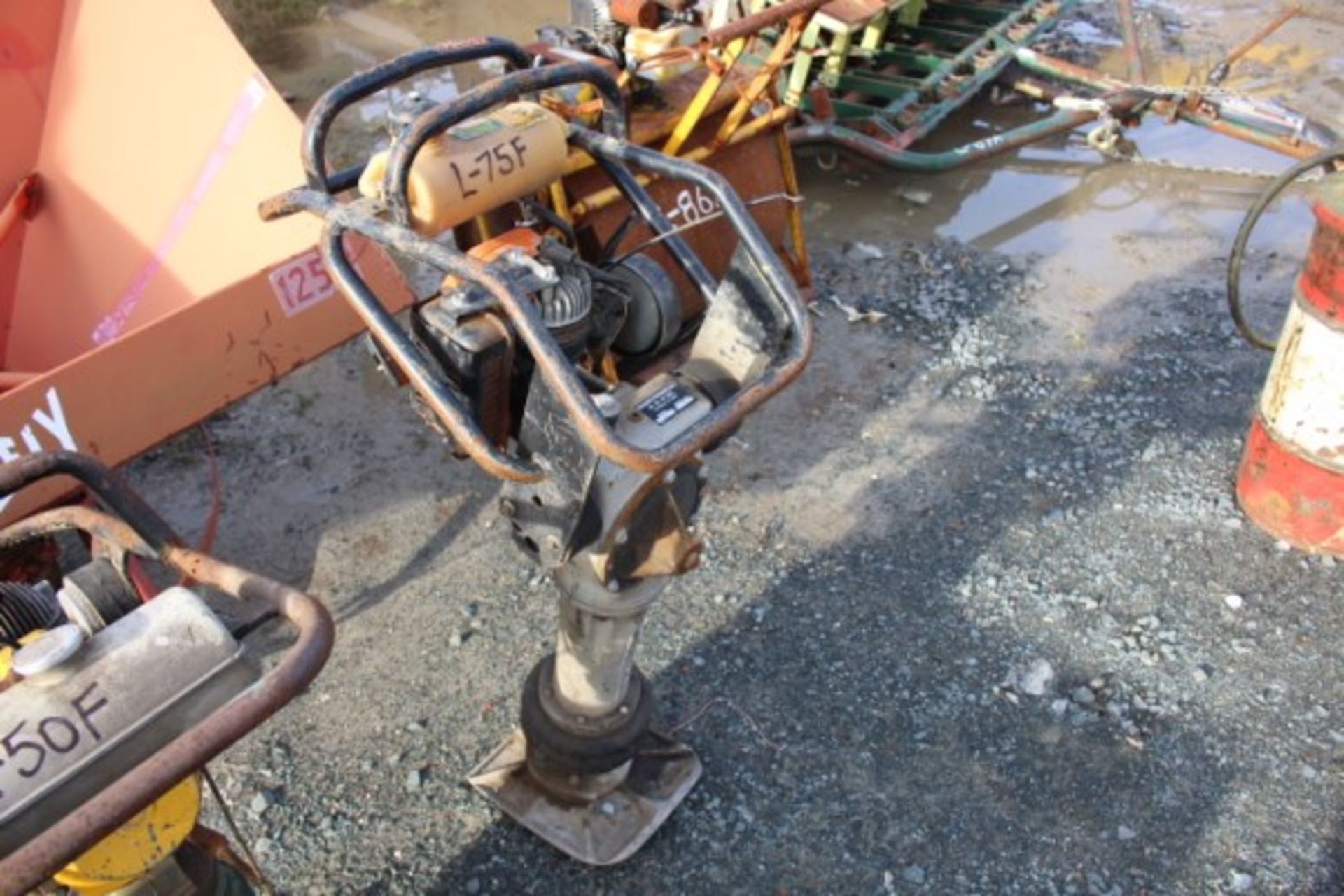 MBW R270 GAS POWERED TAMPER - Image 2 of 5