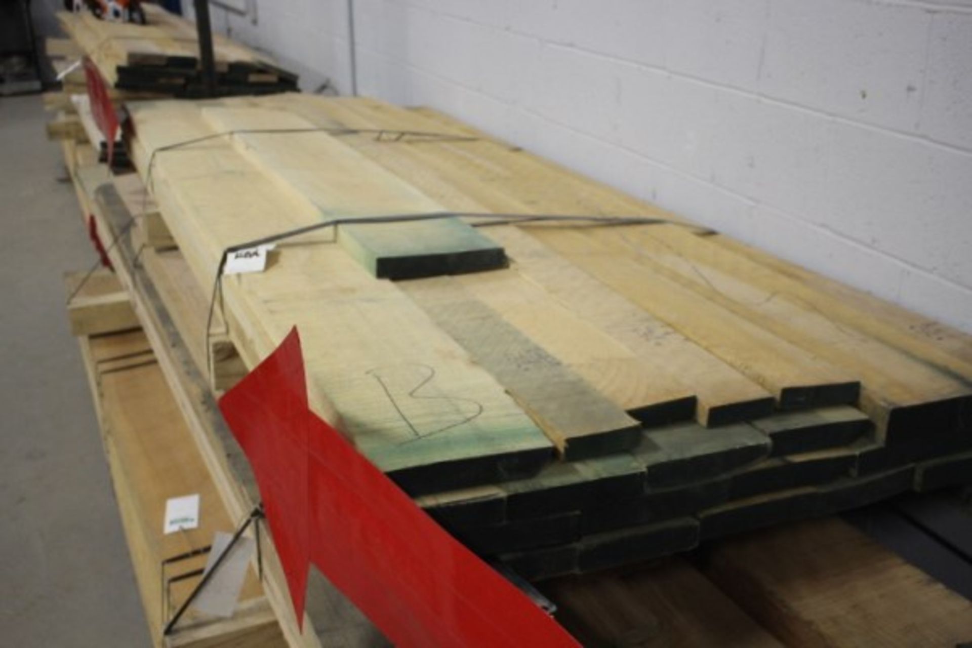 Pallet Lot of Yellow Birch Rough Cut Lumber ( Approx 135 Board Feet) - Image 2 of 2