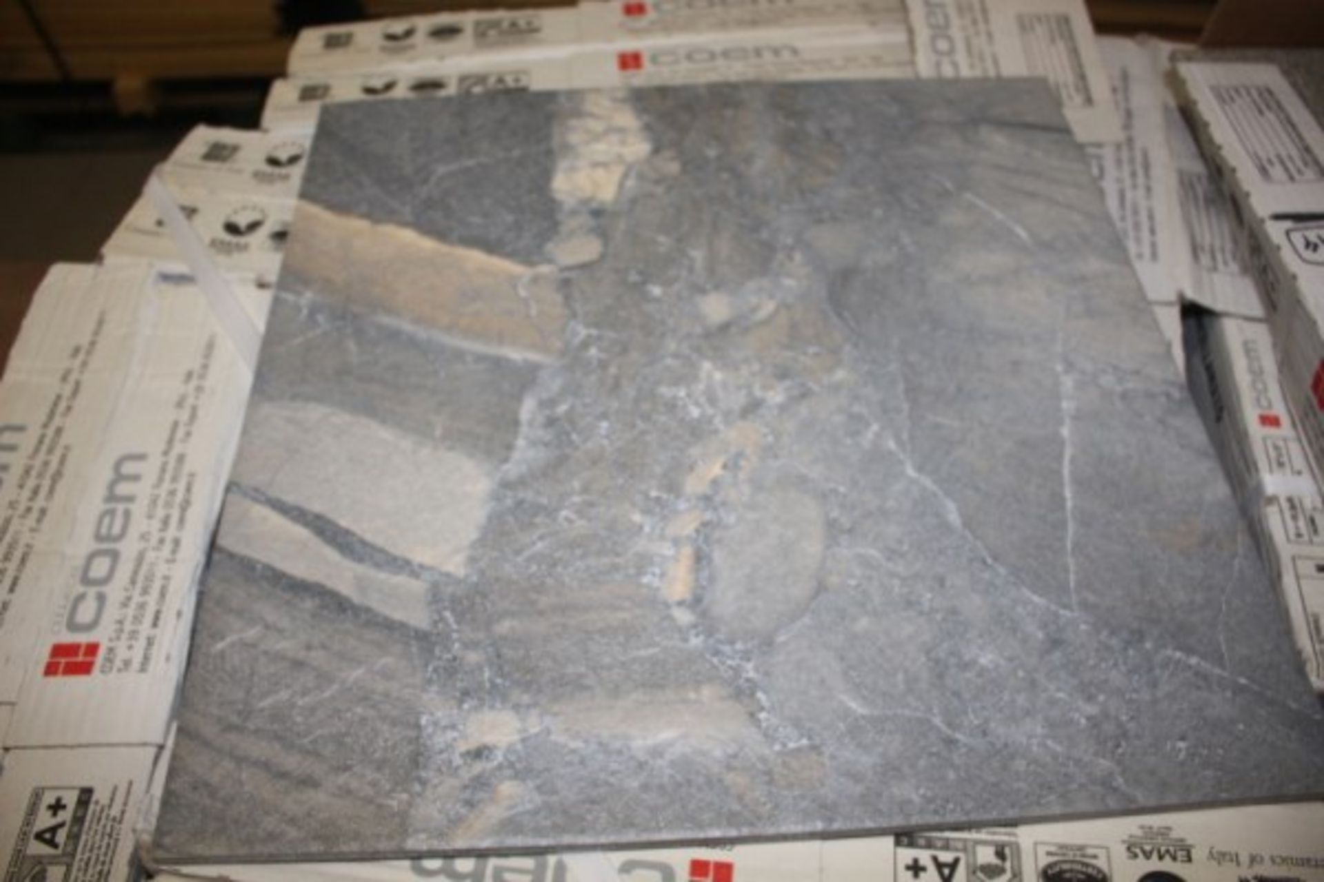 Coem Porcelain Tile High Rock Grey 18" X 18" Tile ( approx 530 sqft) - Image 2 of 2
