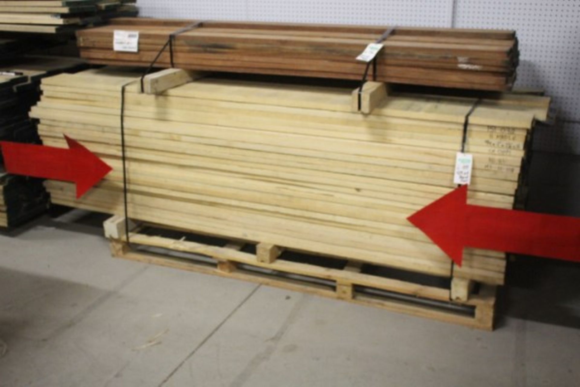 Pallet Lot of Rough Cut Maple (approx 429.64 board feet)