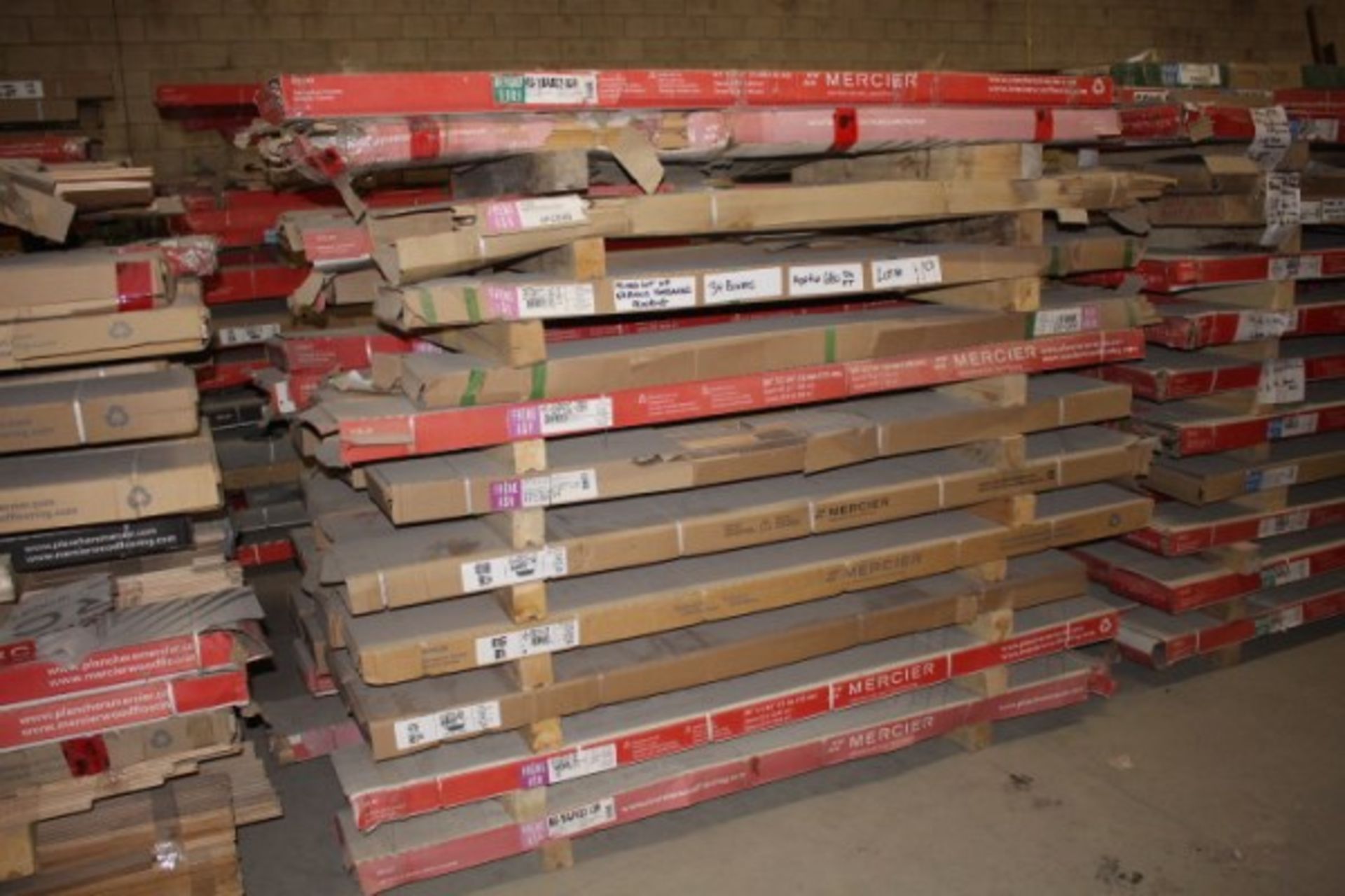 34 boxes of mixed hardwoor flooring