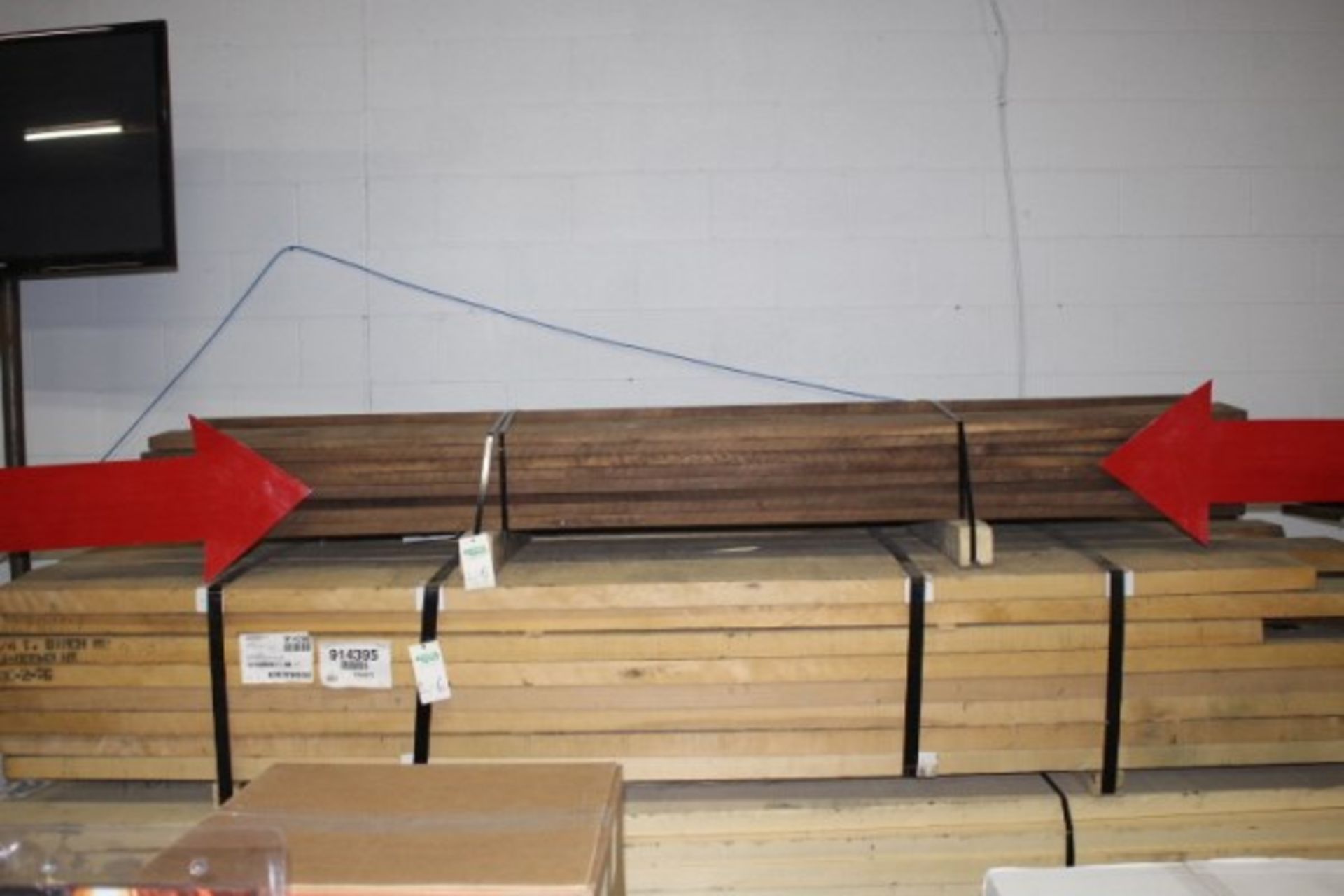 Skid Lot of Walnut (approx 181.35 board feet)