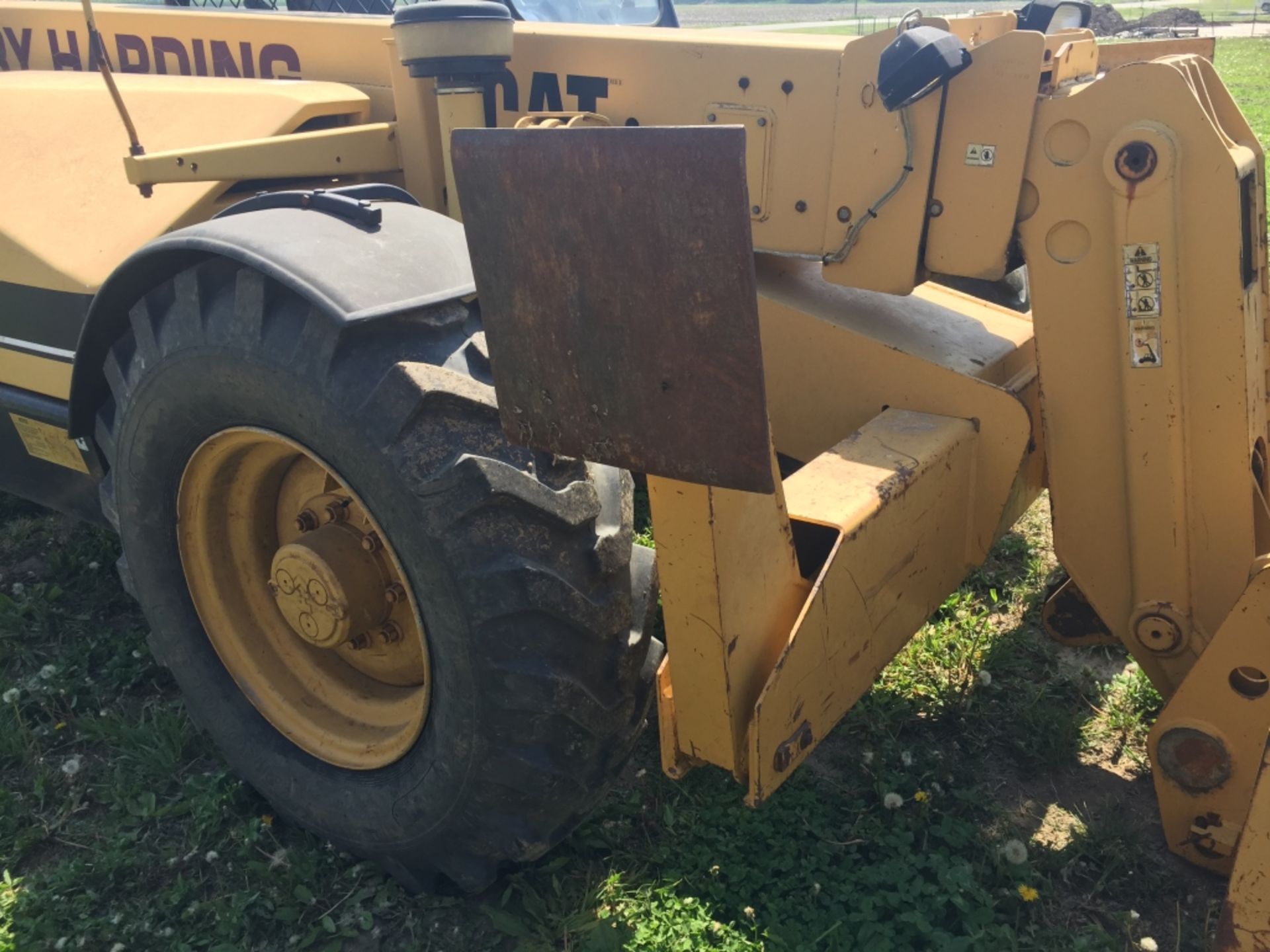 1997 Cat TH63 Telehandler, 4x4, 6000lbs capacity, 41' reach, Outriggers, 13.00-24 Tires, 1,723 - Image 29 of 36