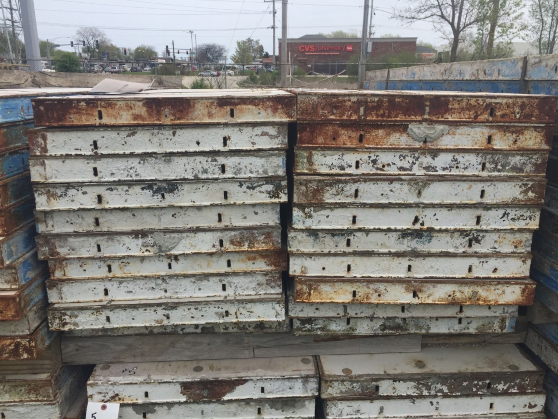 (20) 2' x 8' Steel Ply Forms - Loc: Waukegan, IL