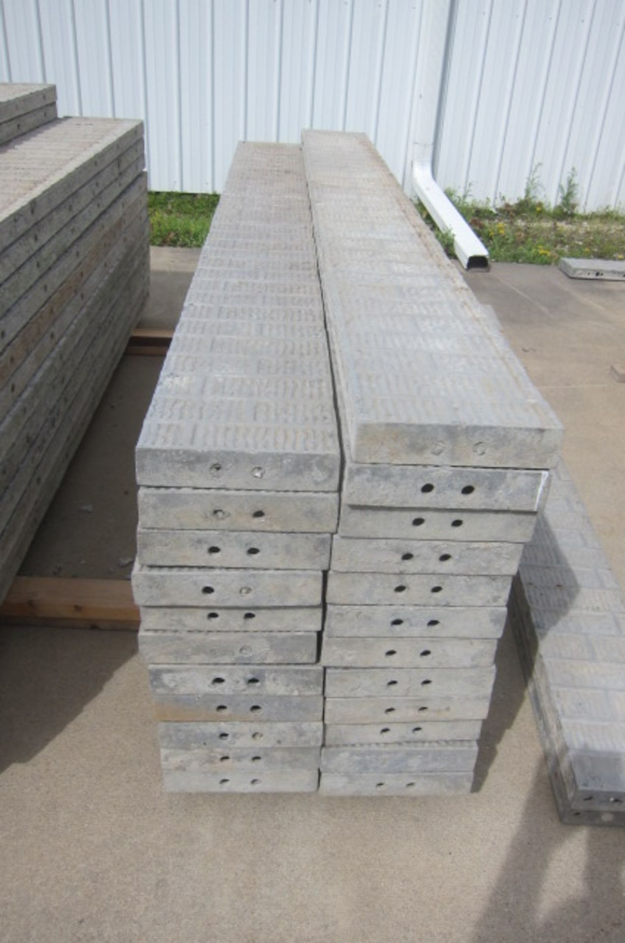 (11) 10" X 8' Wall-ties Aluminum Concrete Forms, VertiBrick, 6-12 Hole Pattern, Nice Clean Set