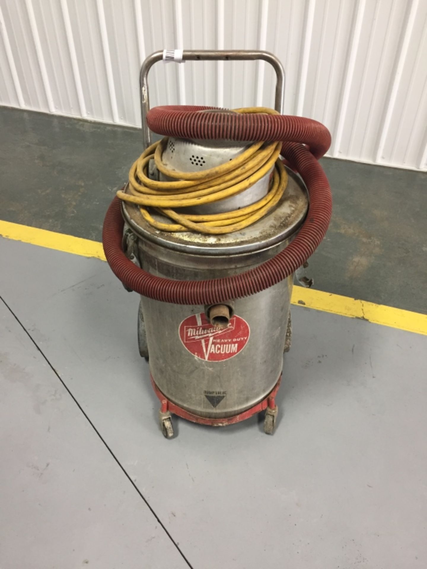 Milwaukee Heavy Duty Vacuum, Located in Mt. Pleasant, IA