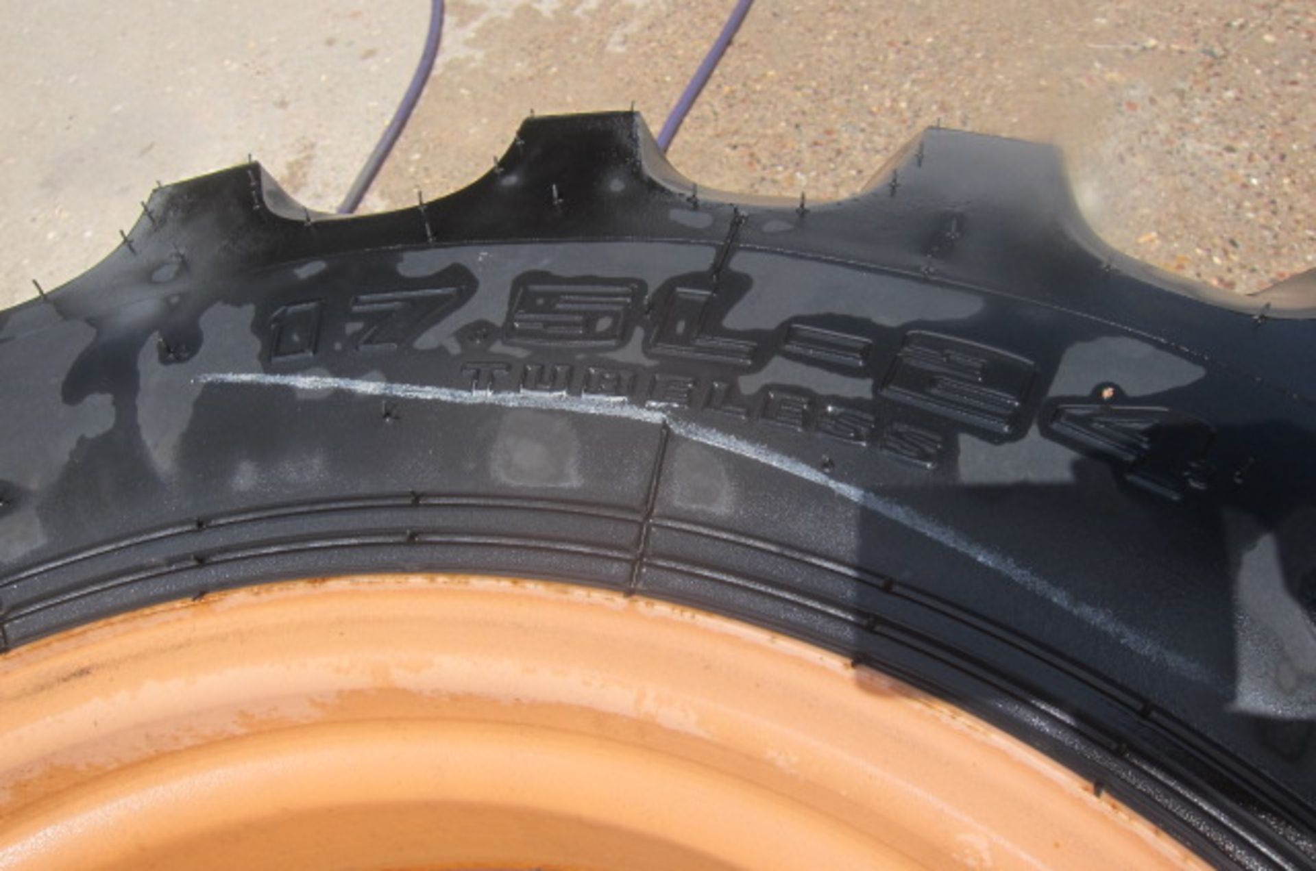 (2) New/Old Goodyear IT525, 17.5L-24 Tire & Rim , 10 ply, 10 Bolt Rim, 11" Center, 13 1/4" - Image 5 of 10