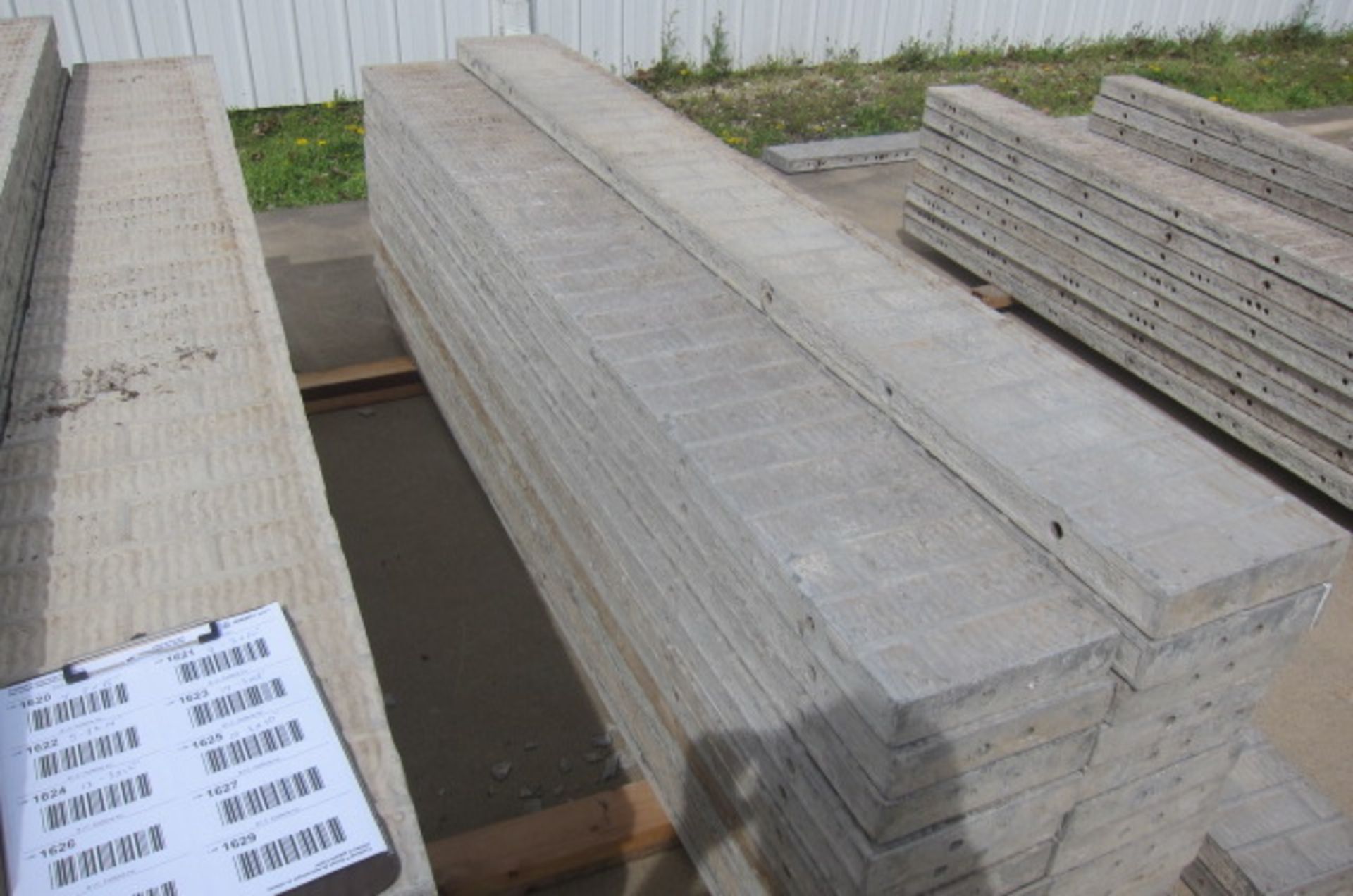 (11) 10" X 8' Wall-ties Aluminum Concrete Forms, VertiBrick, 6-12 Hole Pattern, Nice Clean Set - Image 3 of 3