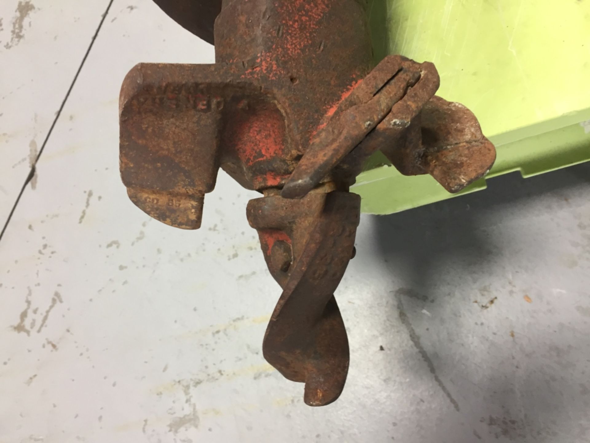 8" Auger Bit 2 3/16 Hex & Hitch, Located in Mt. Pleasant, IA - Image 2 of 3