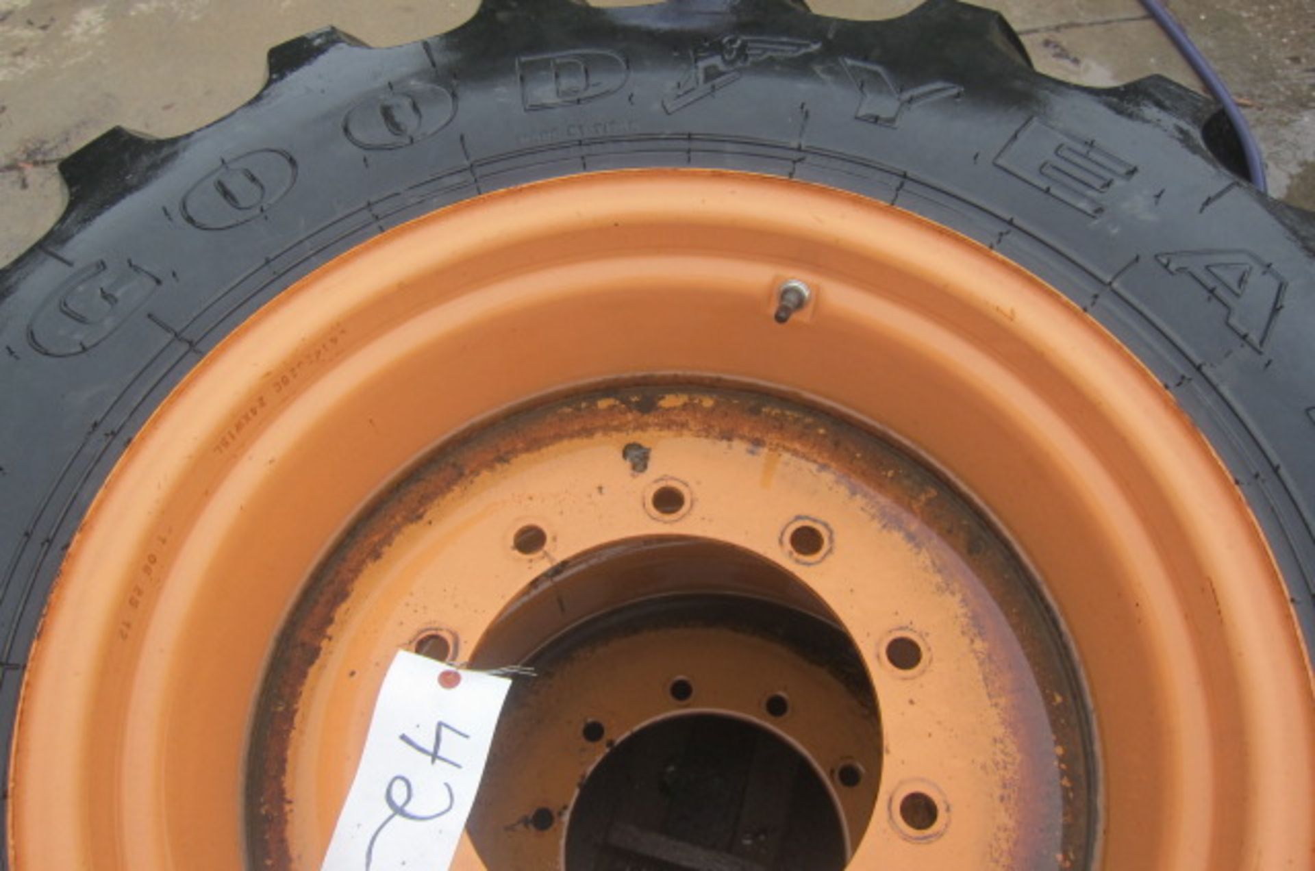 (2) Used Goodyear IT525 17.5L-24 Tires & Rims, Titan 10 Bolt Rim, 11" Center, 13 1/4" Pattern, - Image 4 of 7