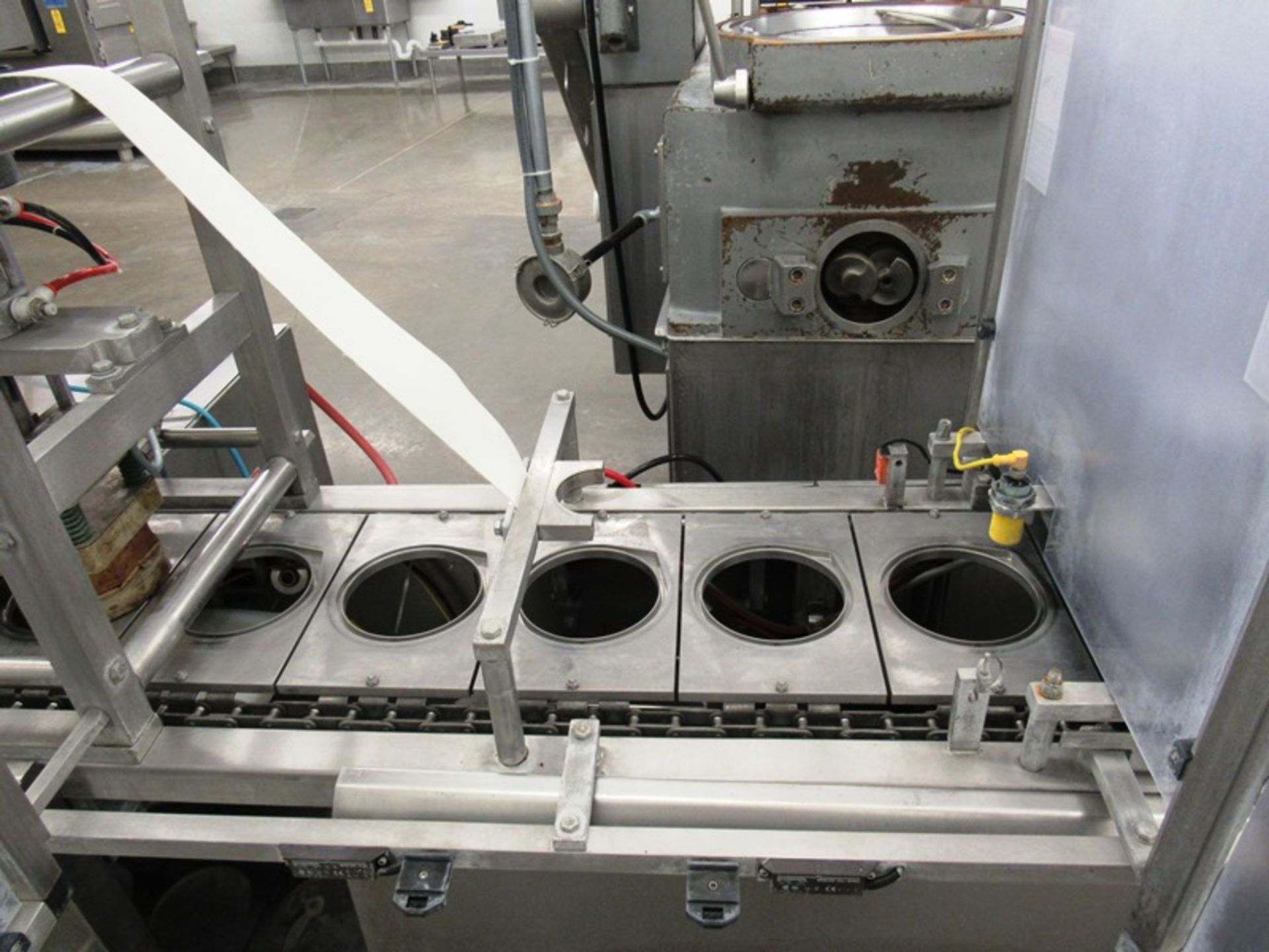 Modern Packaging Mdl. SL-1 x 1 Automatic Single Lane Straight Line Cup Filler, cup denester, roll - Image 4 of 16