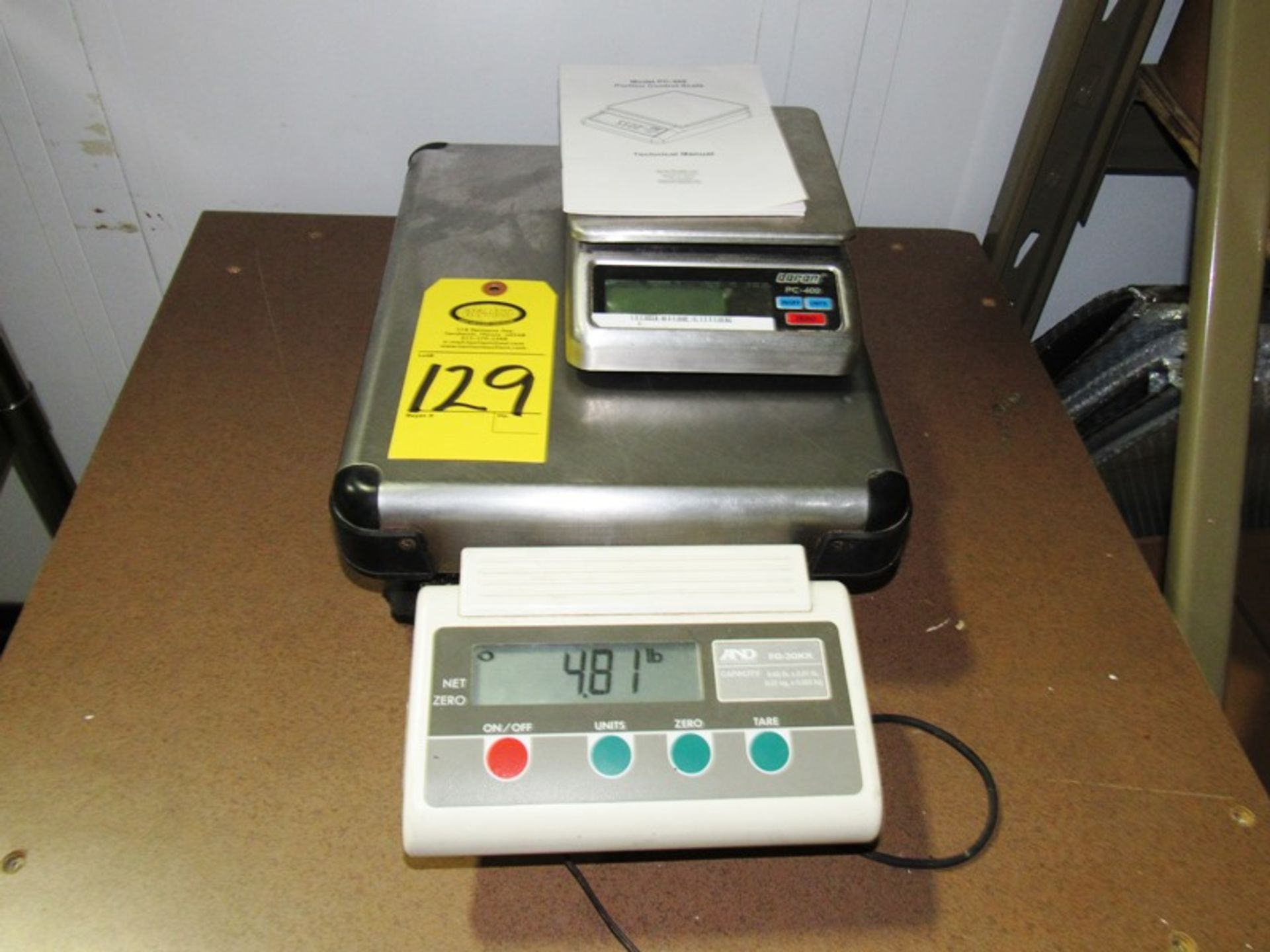 AND Mdl. FG-30KX Digital Scale, 12" W X 15" L stainless steel top, 60 Lb. capacity & Doron PC400