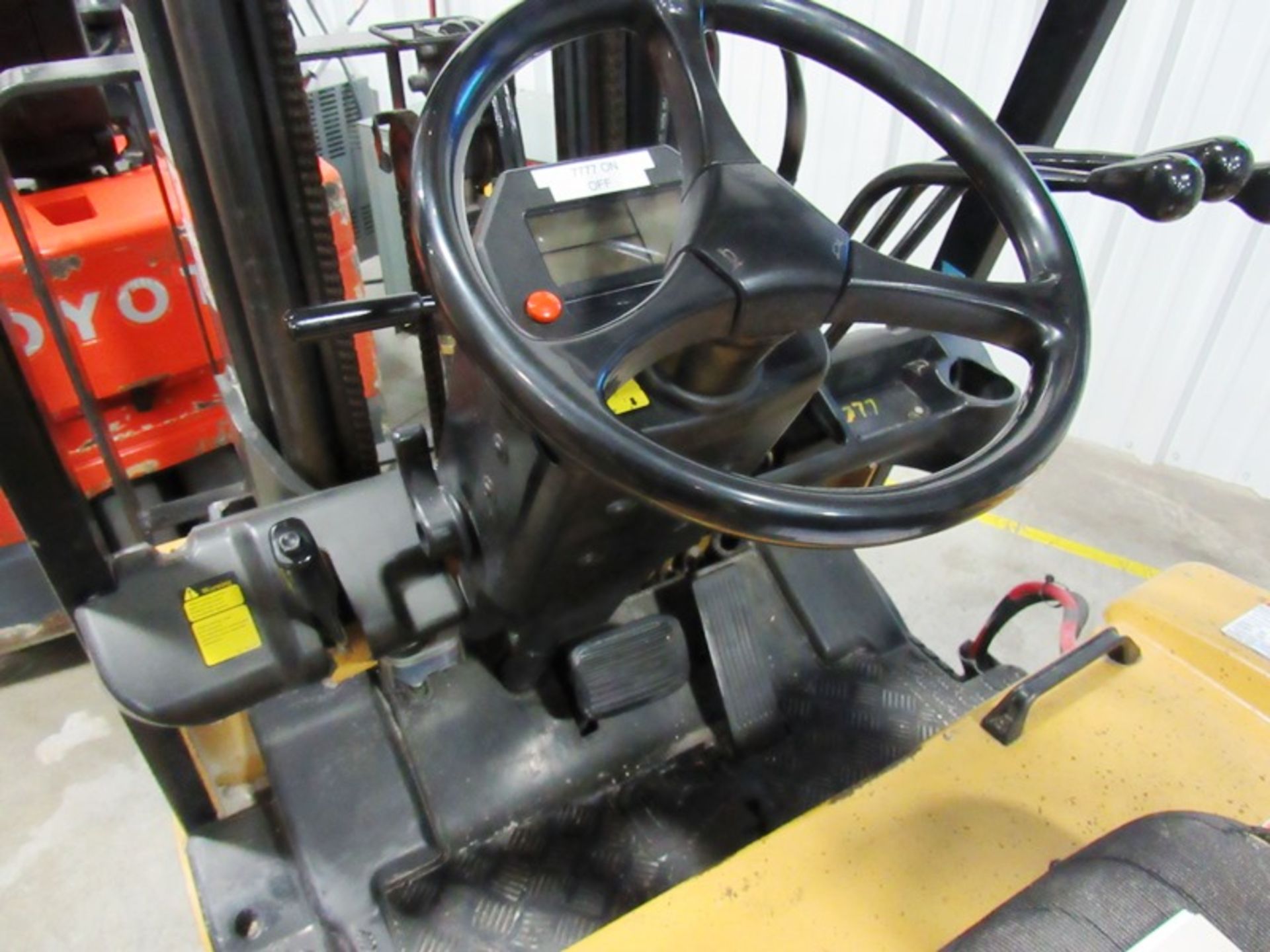 Caterpillar Mdl. EP16KT Electric Forklift Triple Mast, Ser. #ETB4B01476, side shift, 2750 Lbs. - Image 3 of 4