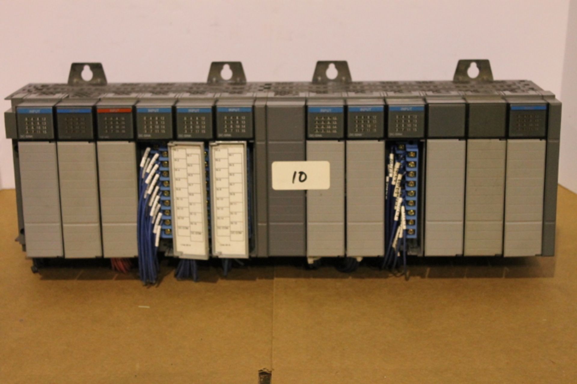 ALLEN-BRADLEY SLC 500 RACK W/ VARIOUS CARDS (SEE PICTURES)