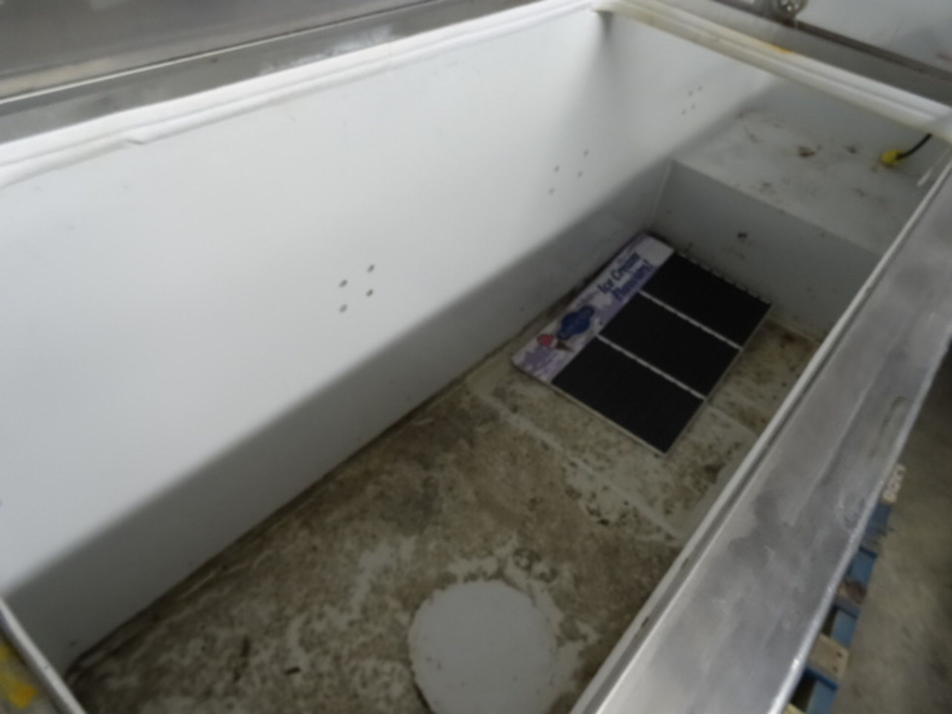 1x, Kelvinator 88" Ice Cream Dipping Cabinet - Image 3 of 5